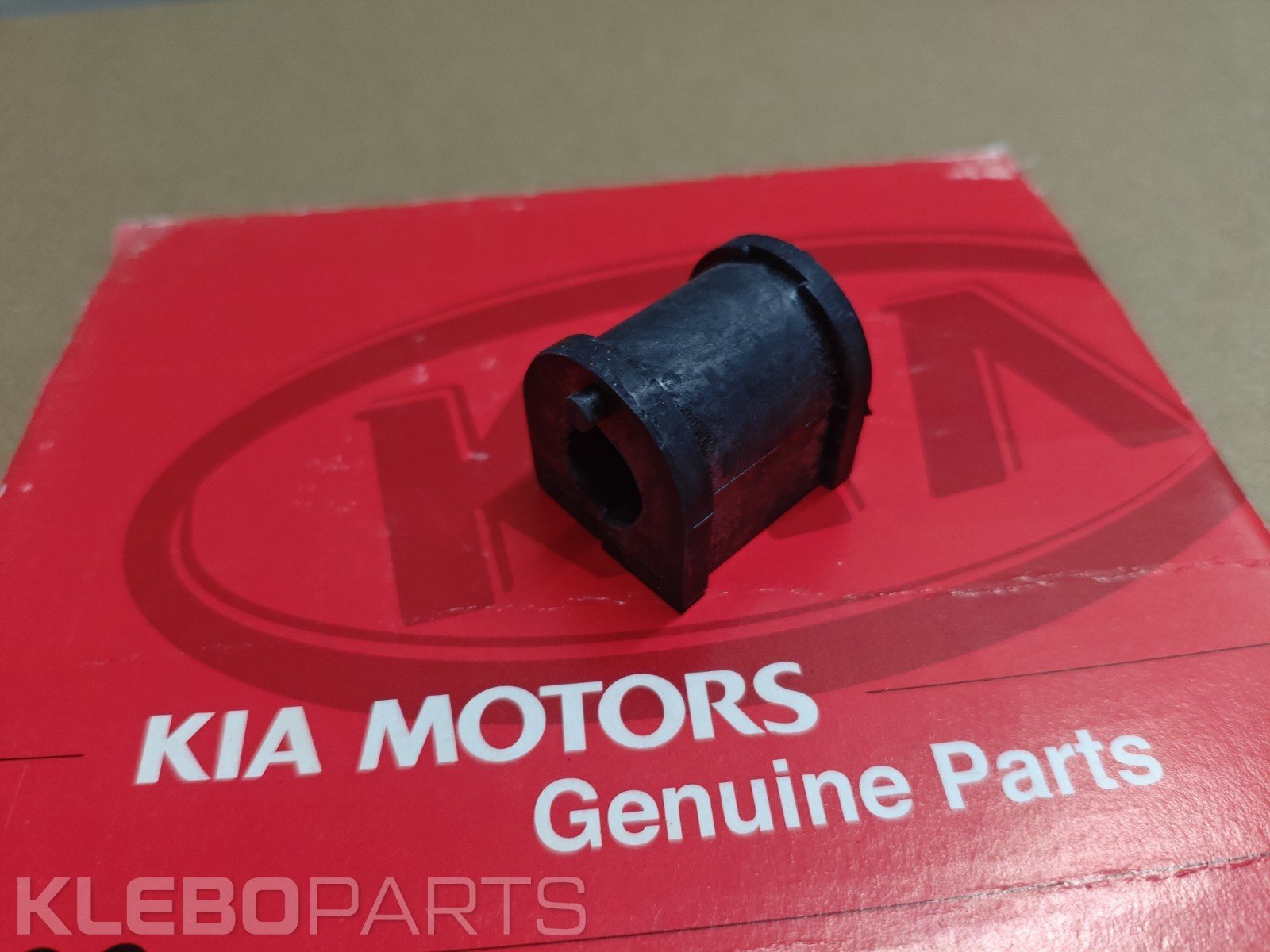 KIA Carnival Sedona 1998–2005 stabilizatoriaus gumos įvorė 0K55A28156 6 KIA Carnival Sedona 1998–2005 stabilizatoriaus gumos įvorė 0K55A28156 - Image 6
