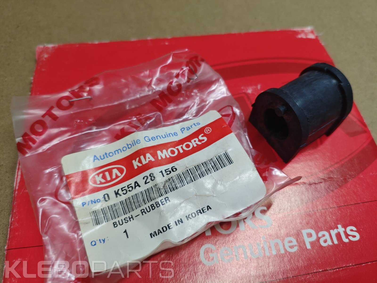 KIA Carnival Sedona 1998–2005 stabilizatoriaus gumos įvorė 0K55A28156 1 KIA Carnival Sedona 1998–2005 stabilizatoriaus gumos įvorė 0K55A28156