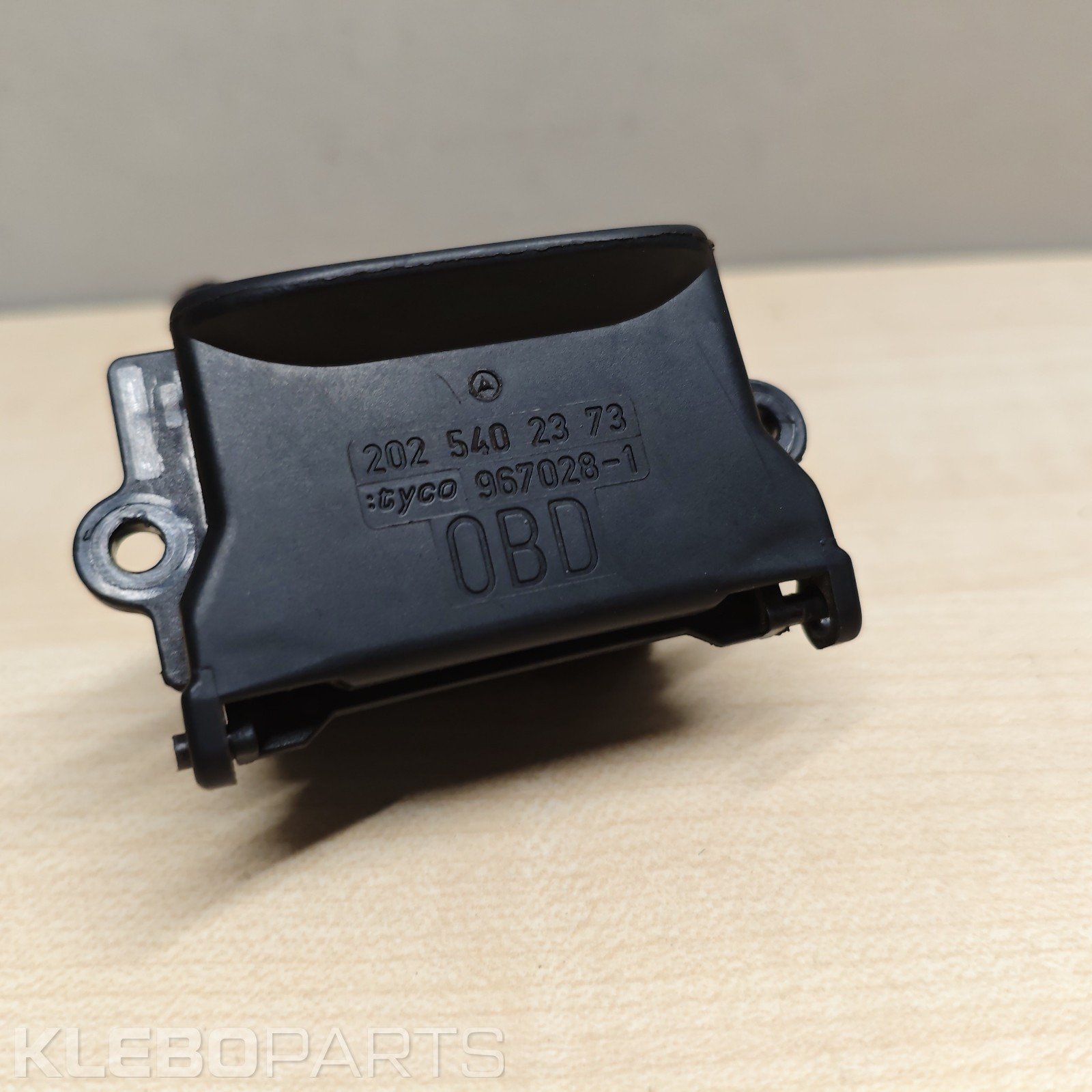 MERCEDES BENZ ALL MODELS DIAGNOSTIC OBD PLUG A 2025402373 2025405981 2 MERCEDES BENZ ALL MODELS DIAGNOSTIC OBD PLUG A 2025402373 2025405981 - Image 2