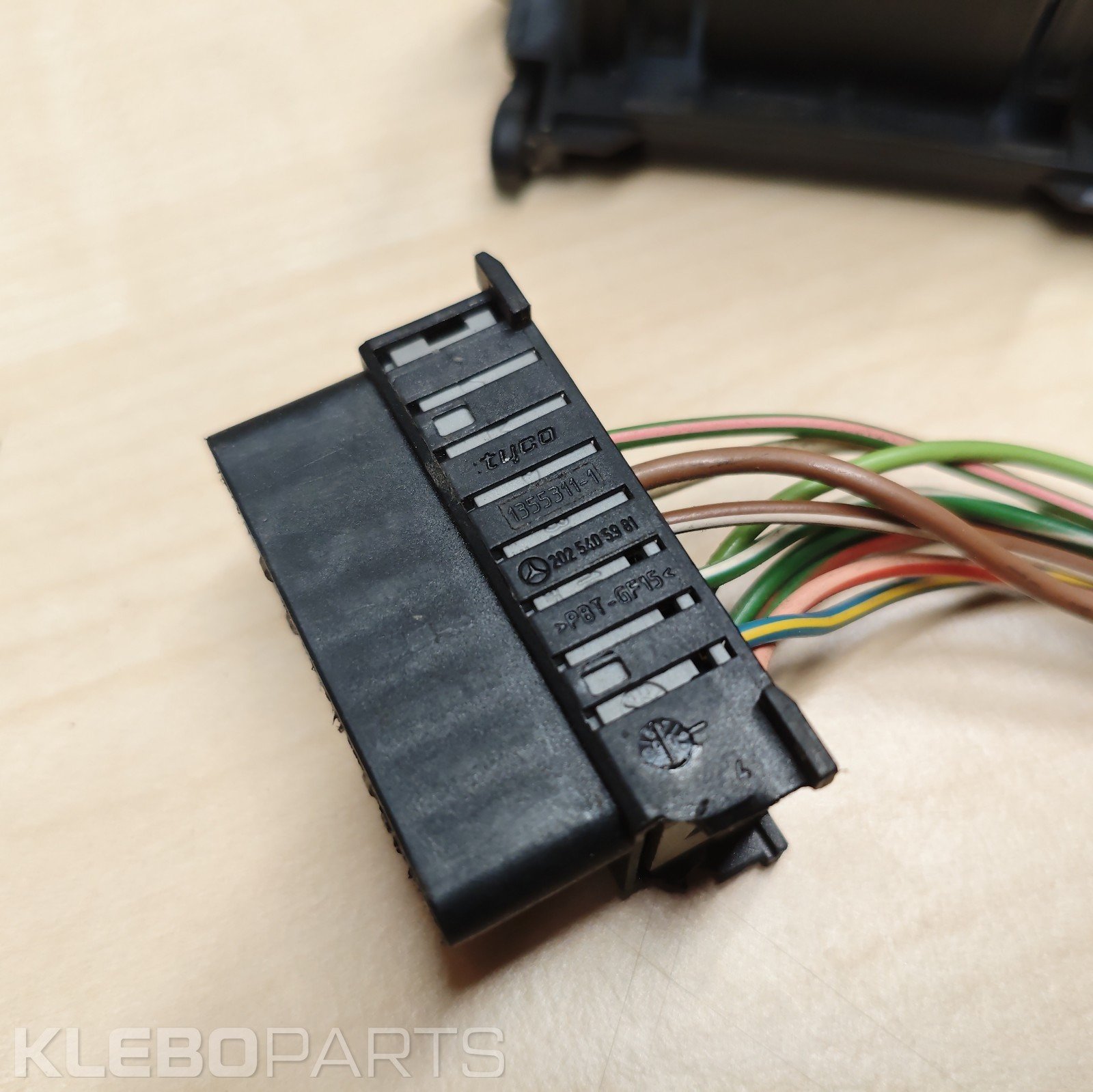 MERCEDES BENZ ALL MODELS DIAGNOSTIC OBD PLUG A 2025402373 2025405981 6 MERCEDES BENZ ALL MODELS DIAGNOSTIC OBD PLUG A 2025402373 2025405981 - Image 6