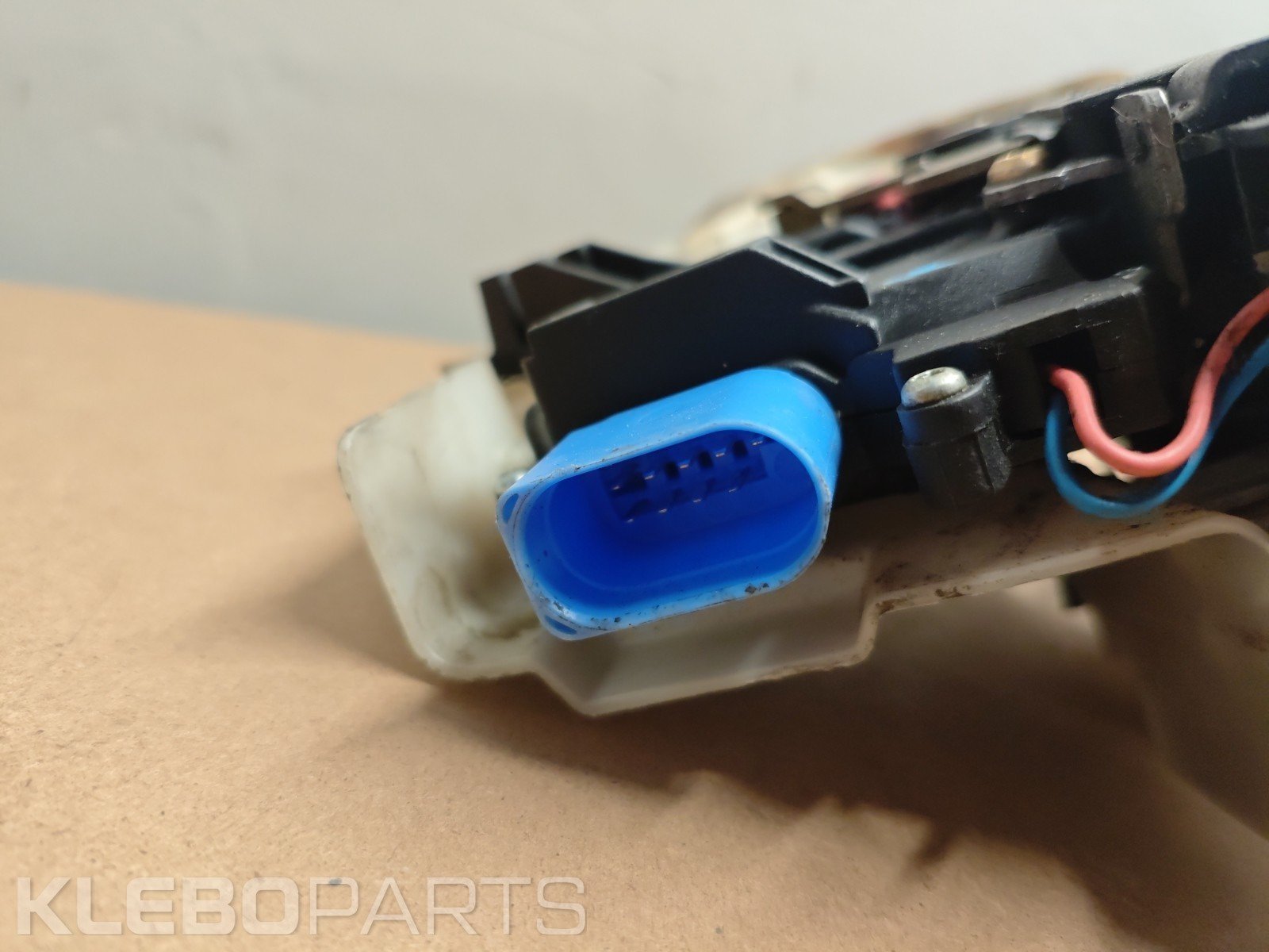 VW GOLF POLO TRANSPORTER CADDY 2007 FRONT RIGHT DOOR LOCK LATCH 3B1837016 6 VW GOLF POLO TRANSPORTER CADDY 2007 FRONT RIGHT DOOR LOCK LATCH 3B1837016 - Image 6