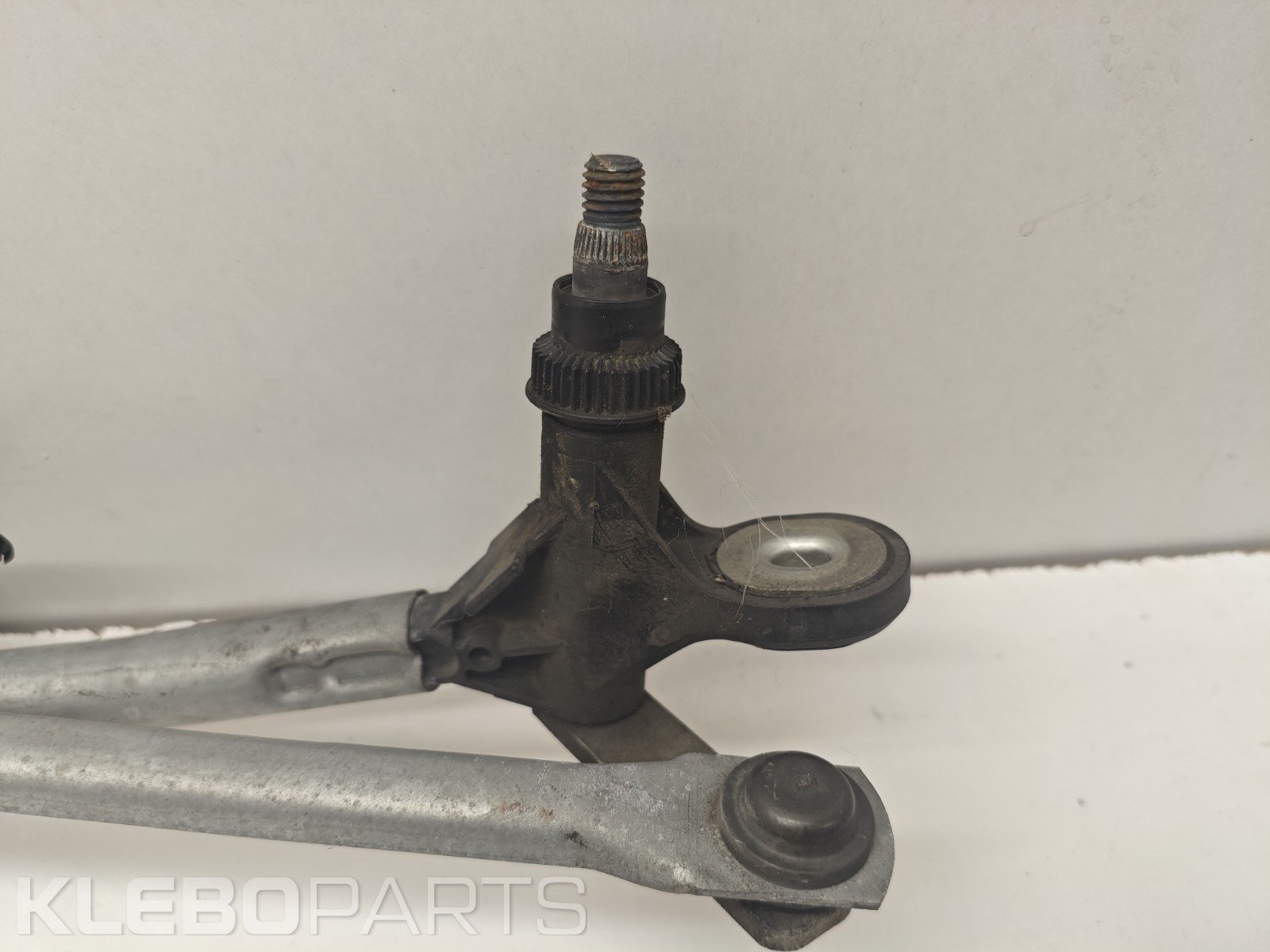 BMW 1 serija E87 E81 E82 E88 priekinis valytuvo variklis su trauke 7192963 7193036 4 BMW 1 serija E87 E81 E82 E88 priekinis valytuvo variklis su trauke 7192963 7193036 - Image 4