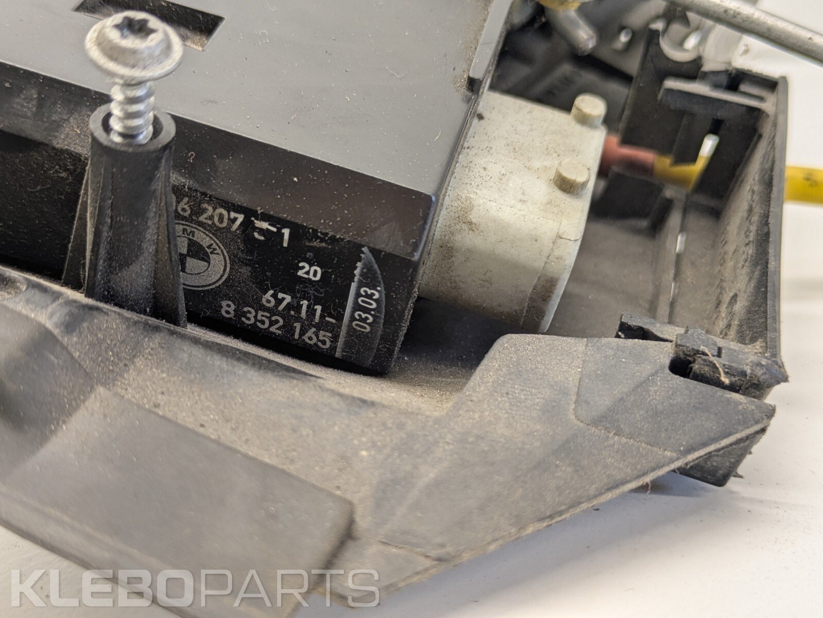 BMW 5 E39 priekinė dešinė durelių spyna 8235114 6 BMW 5 E39 priekinė dešinė durelių spyna 8235114 - Image 6