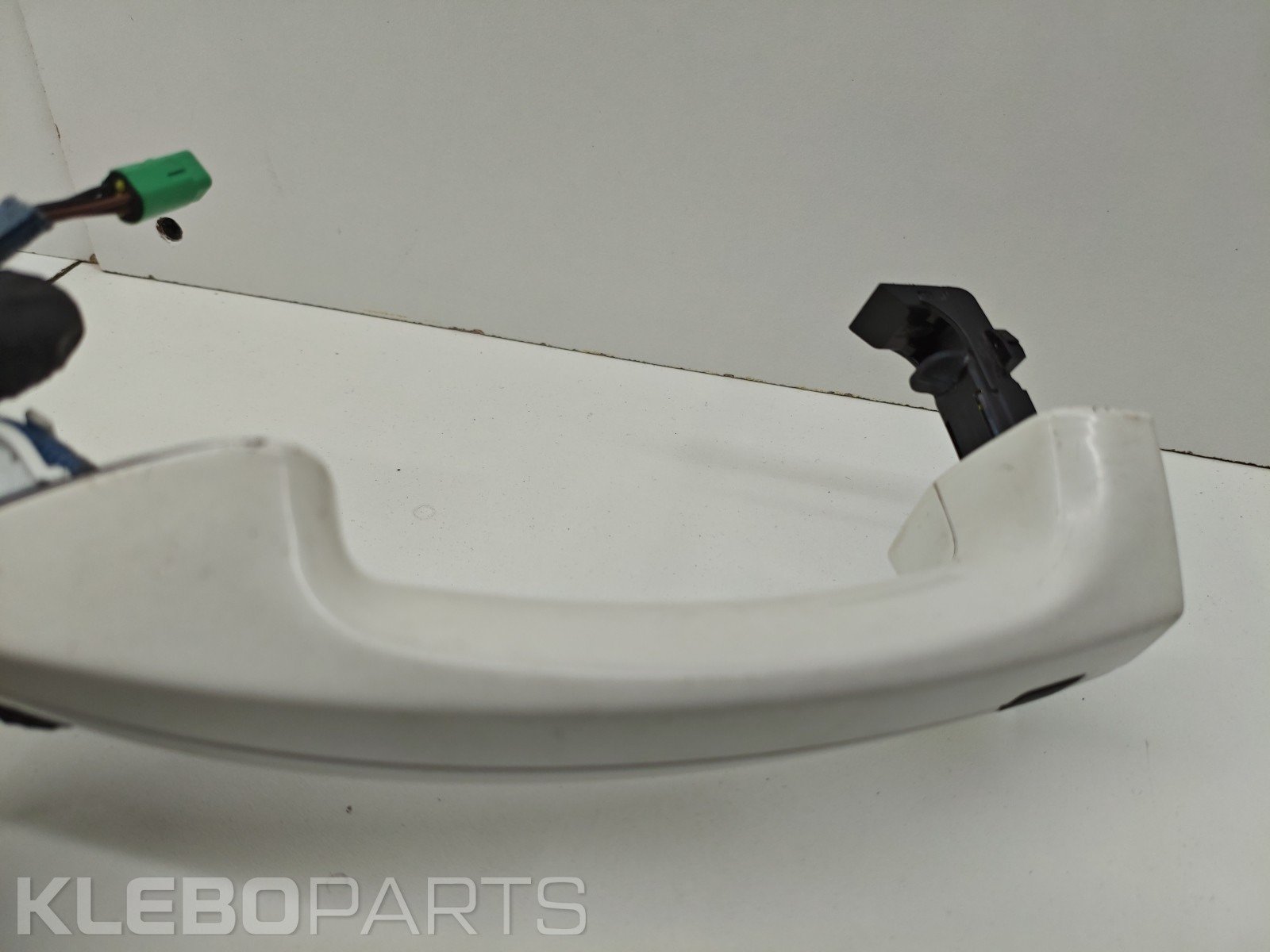 FORD FIESTA MK7.5 ST 180 KEY DOOR LOCK COVER HANDLE KEYLESS Frozen White 7 FORD FIESTA MK7.5 ST 180 KEY DOOR LOCK COVER HANDLE KEYLESS Frozen White - Image 7