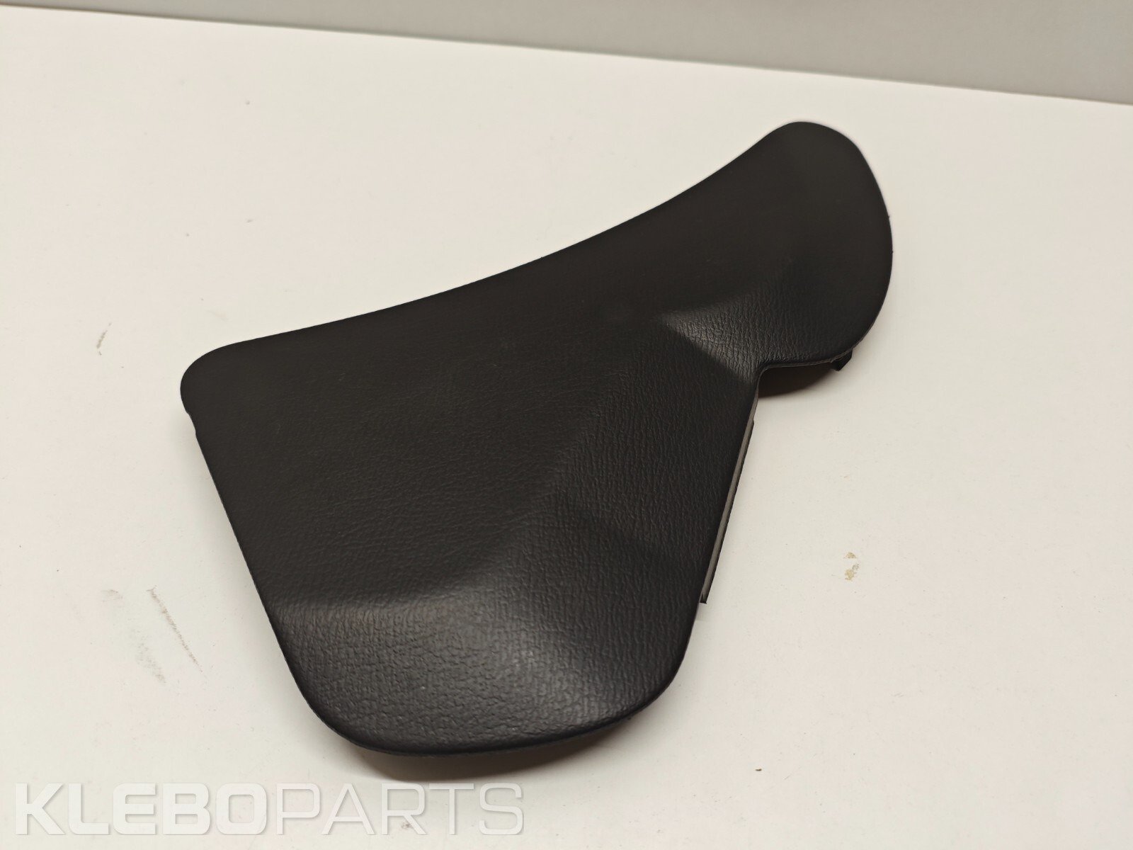 Honda Civic VII 2002–2005 kairės pusės panelės galinė apdaila 77215-S6A-0030 3 Honda Civic VII 2002–2005 kairės pusės panelės galinė apdaila 77215-S6A-0030 - Image 3