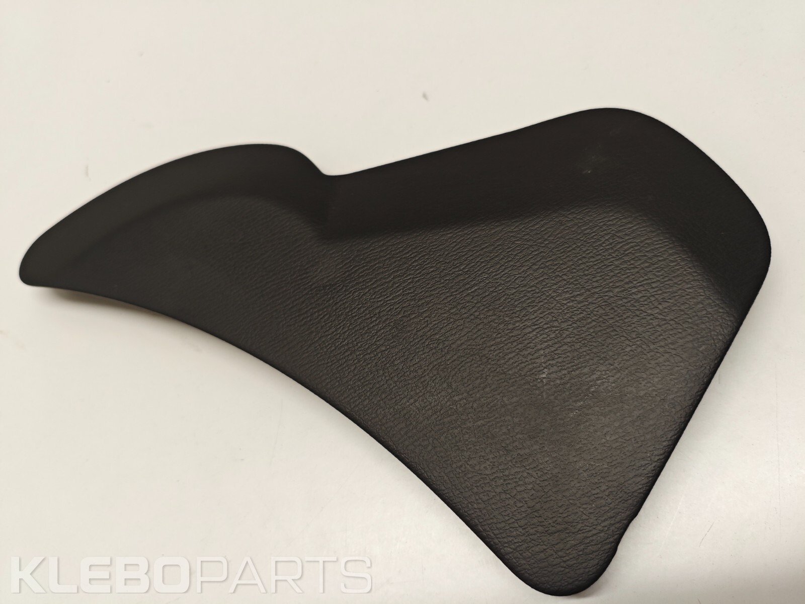 Honda Civic VII 2002–2005 kairės pusės panelės galinė apdaila 77215-S6A-0030 4 Honda Civic VII 2002–2005 kairės pusės panelės galinė apdaila 77215-S6A-0030 - Image 4