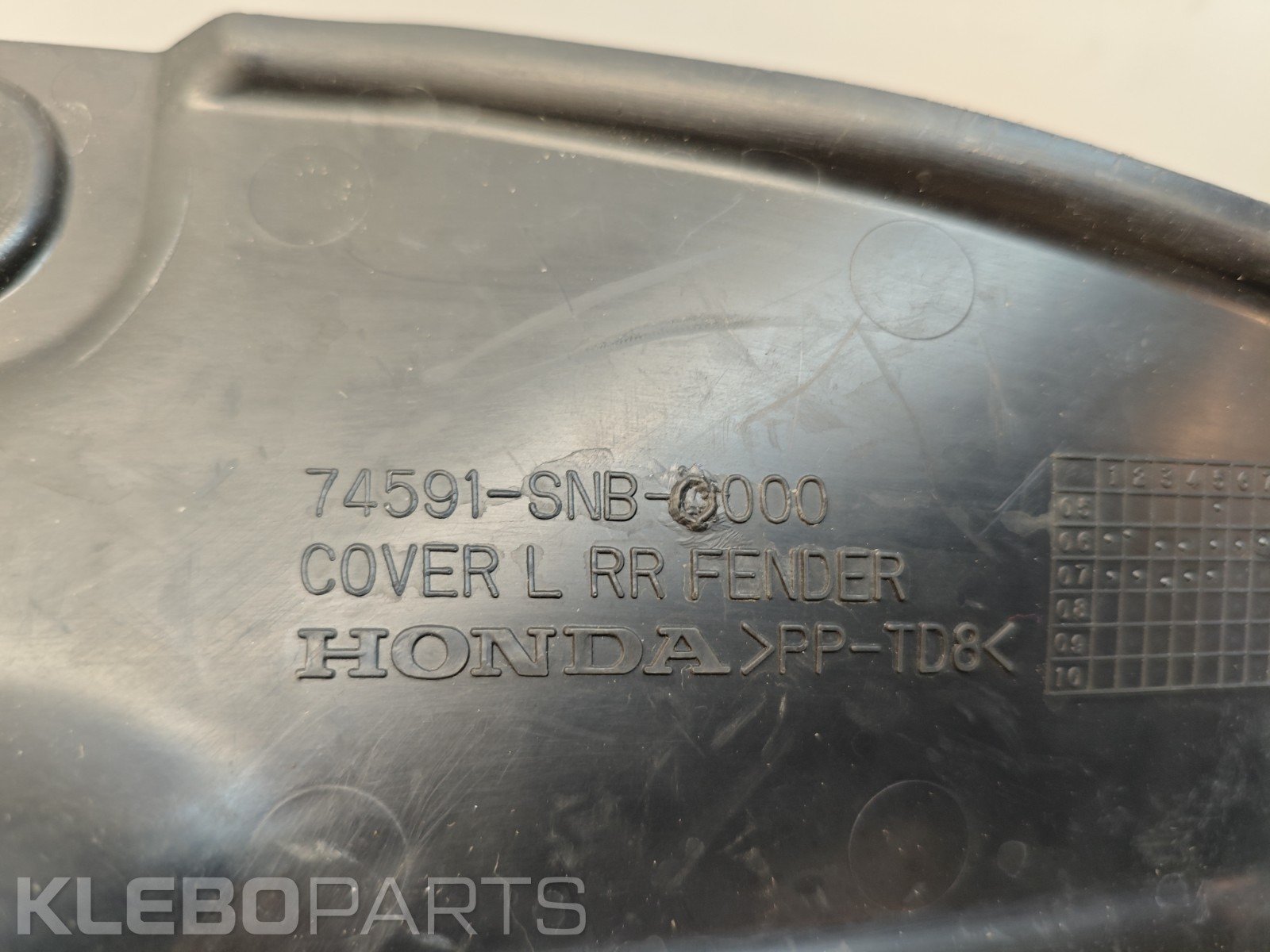 Honda Civic VIII FD 2006–2012 sedano galinis kairys sparno dangtelis 74591SNB000 7 Honda Civic VIII FD 2006–2012 sedano galinis kairys sparno dangtelis 74591SNB000 - Image 7