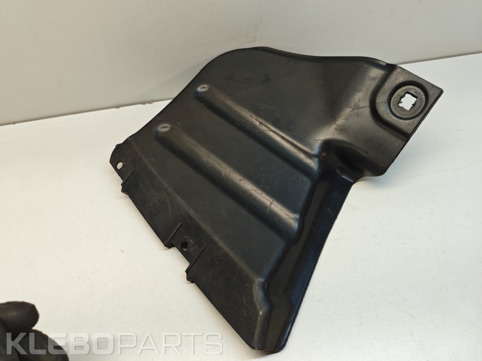 Honda Civic VIII FD 2006–2012 sedano galinis kairys sparno dangtelis 74591SNB000 1 Honda Civic VIII FD 2006–2012 sedano galinis kairys sparno dangtelis 74591SNB000