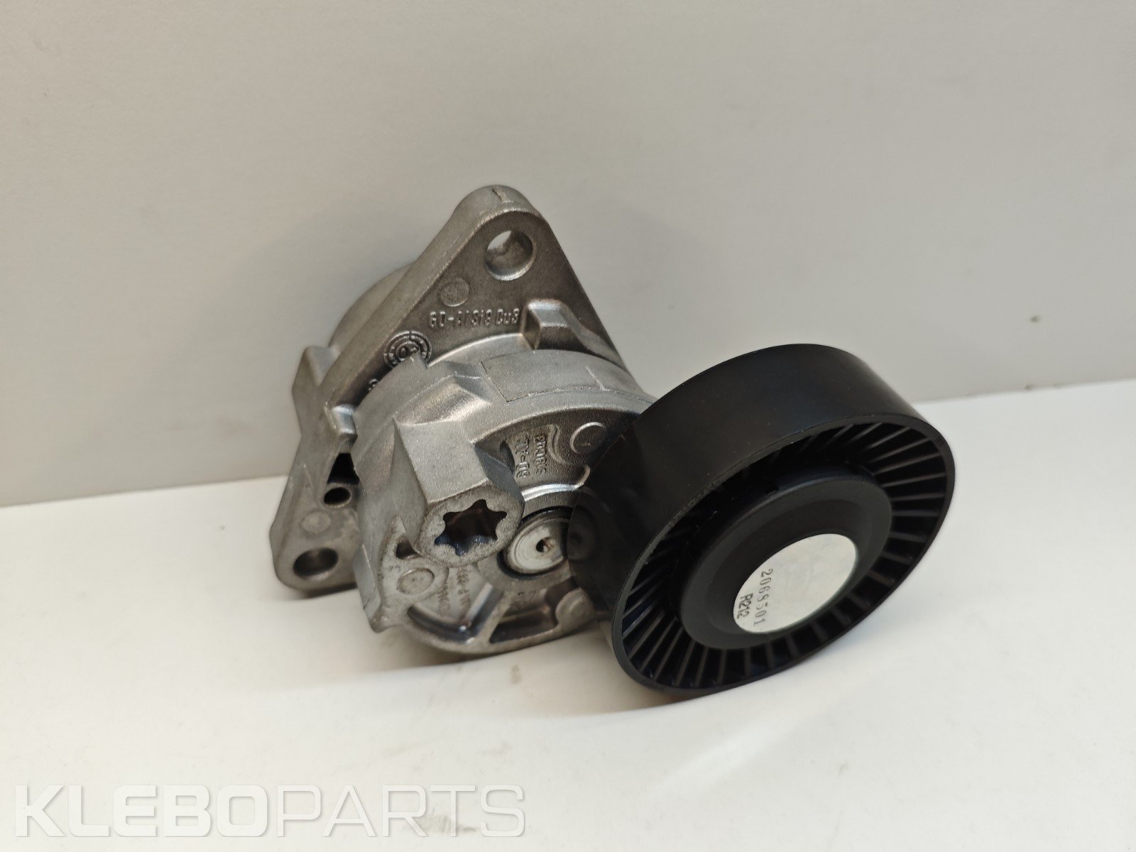Hyundai Terracan / Kia Carnival 2001–2006 2.9L naujas V-diržo įtempiklis 5 Hyundai Terracan / Kia Carnival 2001–2006 2.9L naujas V-diržo įtempiklis - Image 5