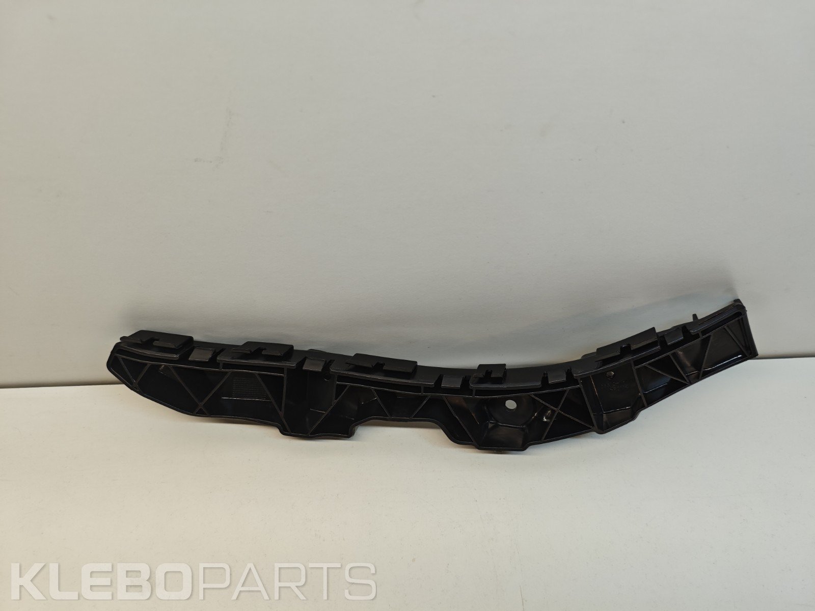 Kia Ceed 2008–2010 galinio buferio kairės pusės laikiklis 866131H000 3 Kia Ceed 2008–2010 galinio buferio kairės pusės laikiklis 866131H000 - Image 3