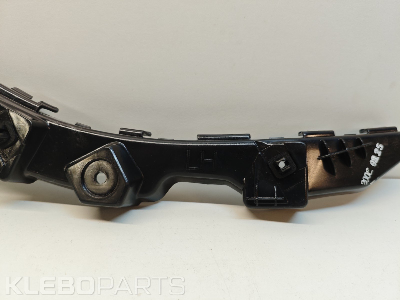 Kia Ceed 2008–2010 galinio buferio kairės pusės laikiklis 866131H000 8 Kia Ceed 2008–2010 galinio buferio kairės pusės laikiklis 866131H000 - Image 8