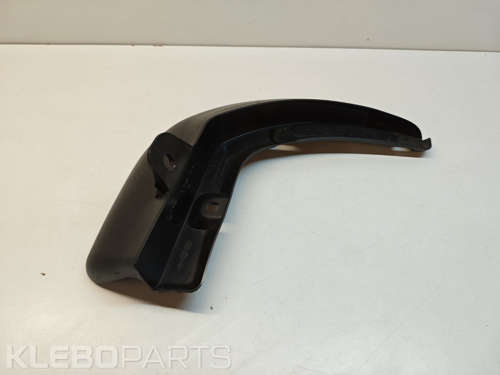 Kia Ceed 2009–2012 galinis kairys purvasaugis 868411H100 5 Kia Ceed 2009–2012 galinis kairys purvasaugis 868411H100 - Image 5