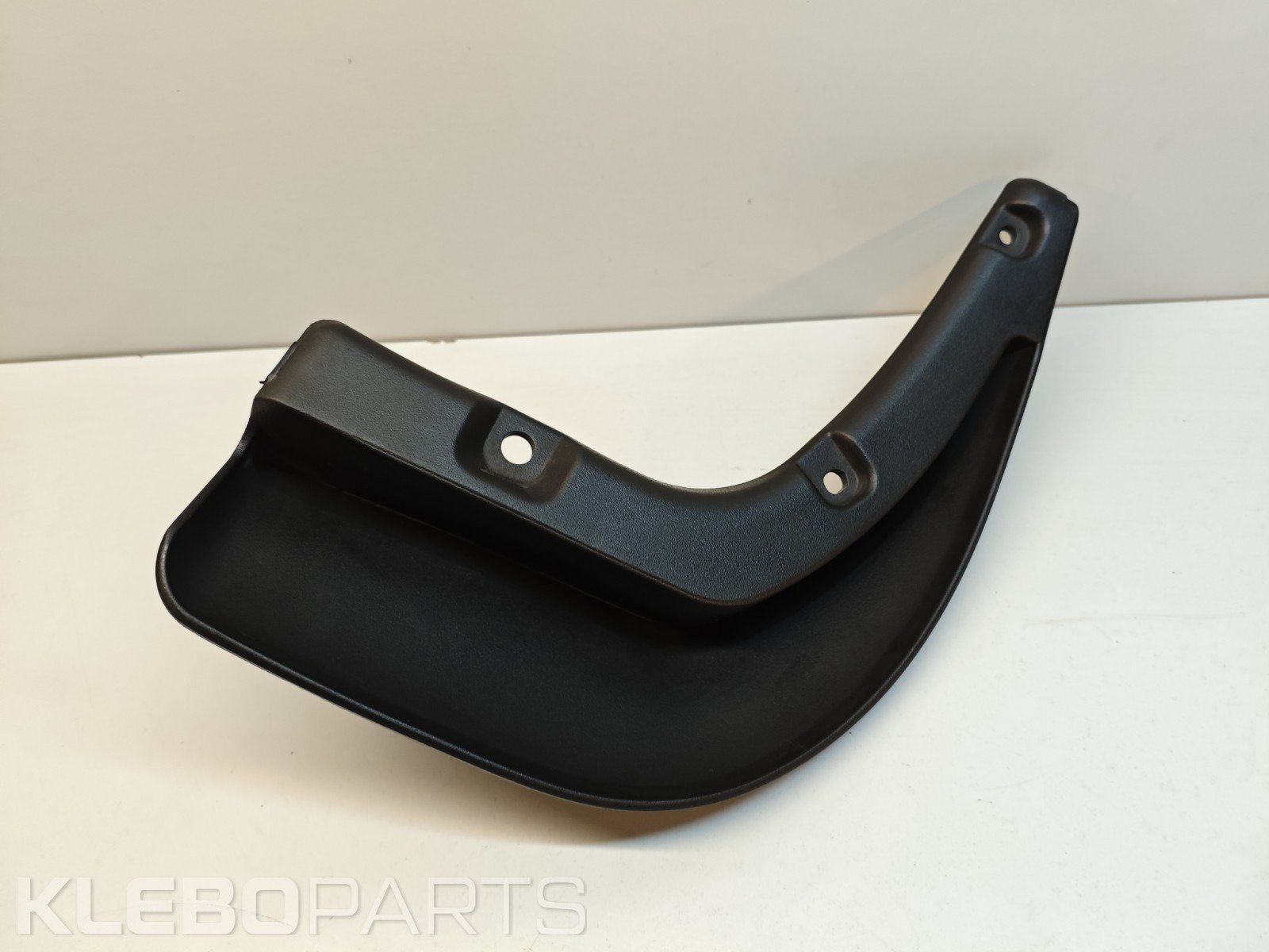 Kia Ceed 2009–2012 galinis kairys purvasaugis 868411H100 7 Kia Ceed 2009–2012 galinis kairys purvasaugis 868411H100 - Image 7