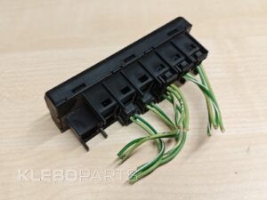 Pagrindinis 30 MERCEDES W203 W209 W211 W463 W164 W251 W906 Power Distributor A 0035464240