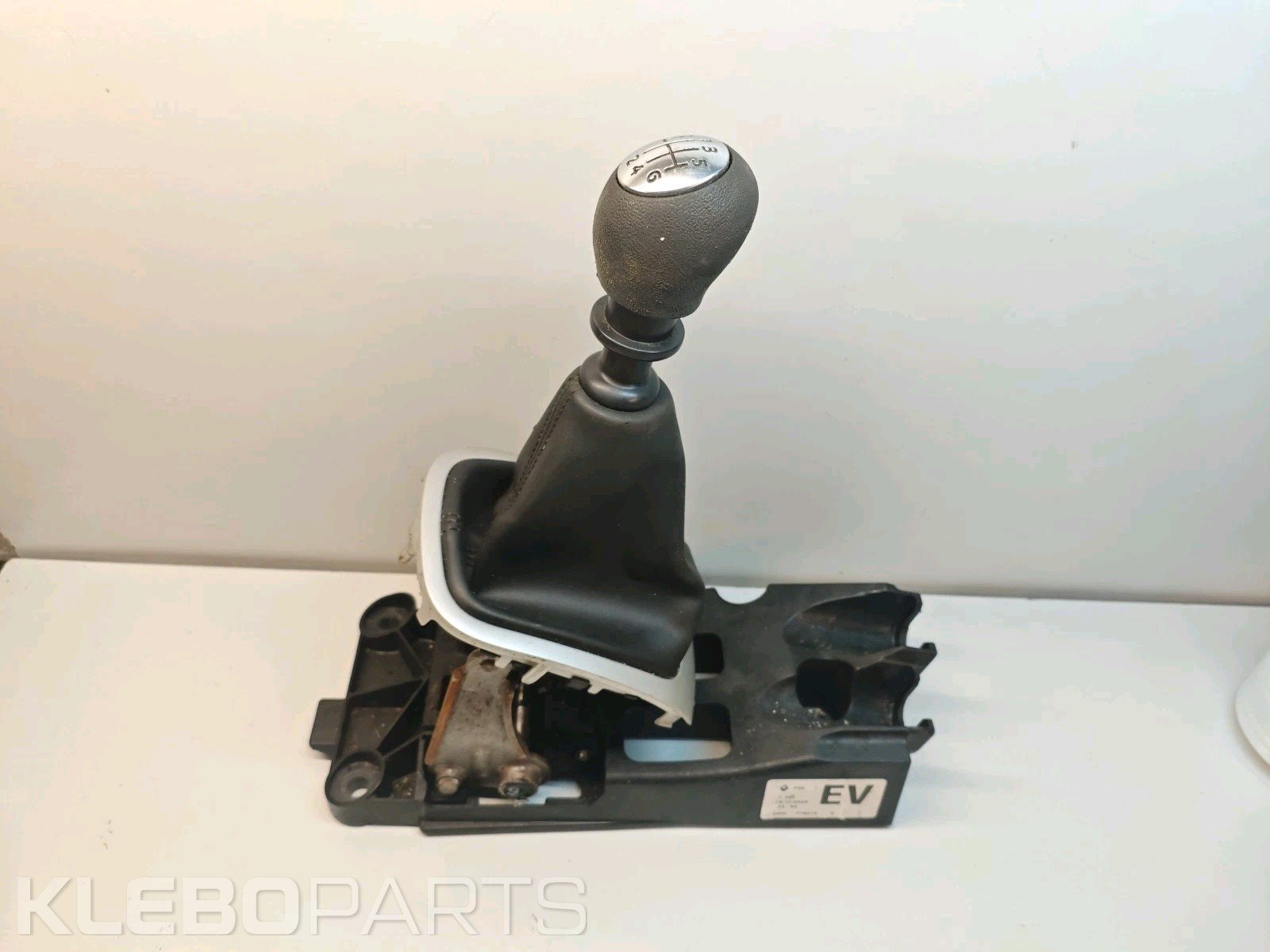 Renault Megane III detalė 8200778215 1 Renault Megane III detalė 8200778215