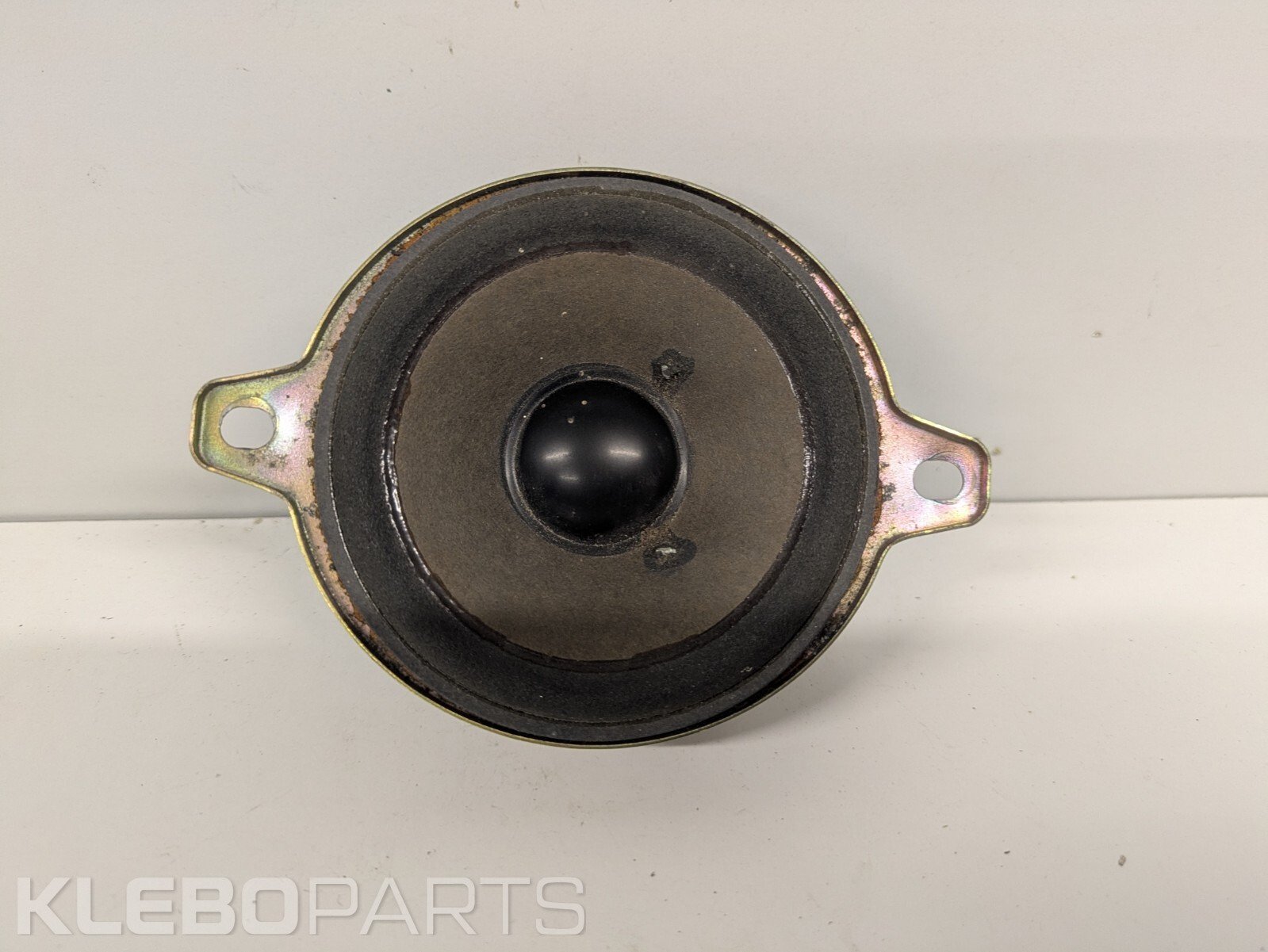 Saab 9-5 Aero 2001–2009 galinis garso garsiakalbis OEM 4616850 1 Saab 9-5 Aero 2001–2009 galinis garso garsiakalbis OEM 4616850