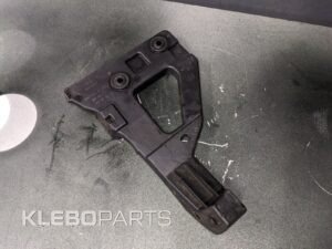 Audi A6 C6 Avant 2005–2011 priekinio kairio buferio laikiklis 4F0807227