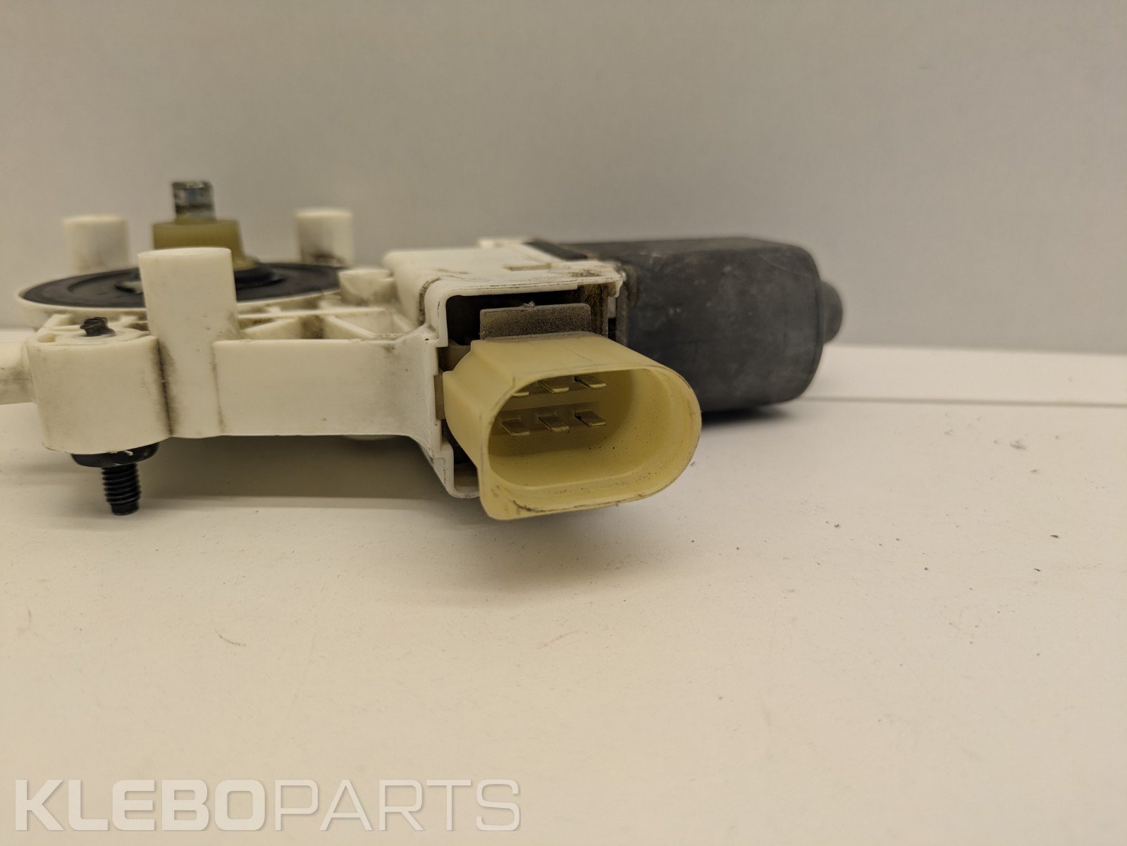 BMW E87 E90 E91 E84 priekinių kairių durelių lango keltuvo variklis 6927027 5 BMW E87 E90 E91 E84 priekinių kairių durelių lango keltuvo variklis 6927027 - Image 5