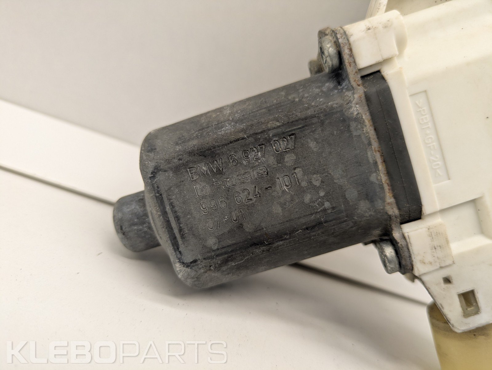 BMW E87 E90 E91 E84 priekinių kairių durelių lango keltuvo variklis 6927027 6 BMW E87 E90 E91 E84 priekinių kairių durelių lango keltuvo variklis 6927027 - Image 6