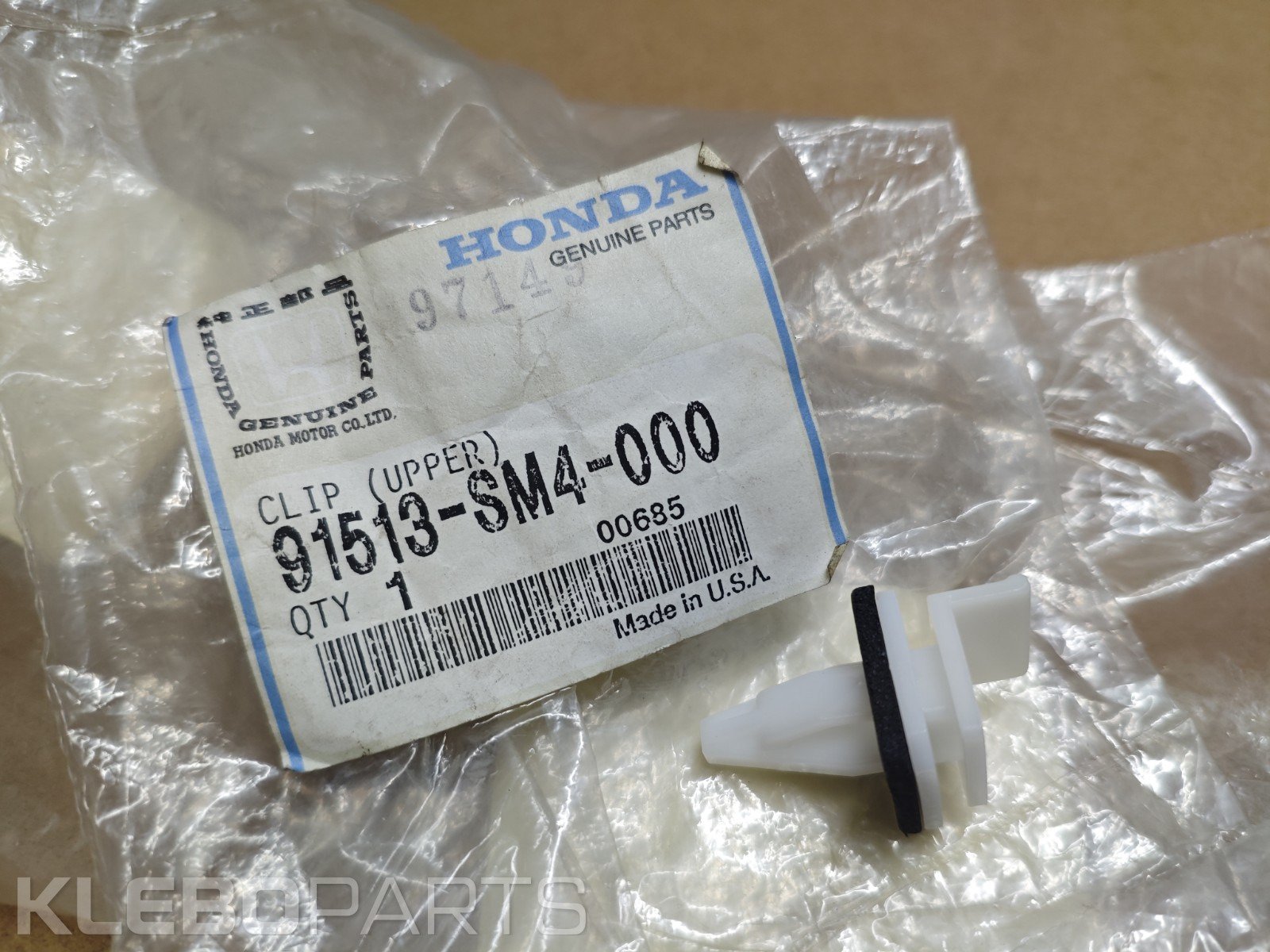 Honda slenksčio viršutinis klipsas 91513-SM4-000 1 Honda slenksčio viršutinis klipsas 91513-SM4-000