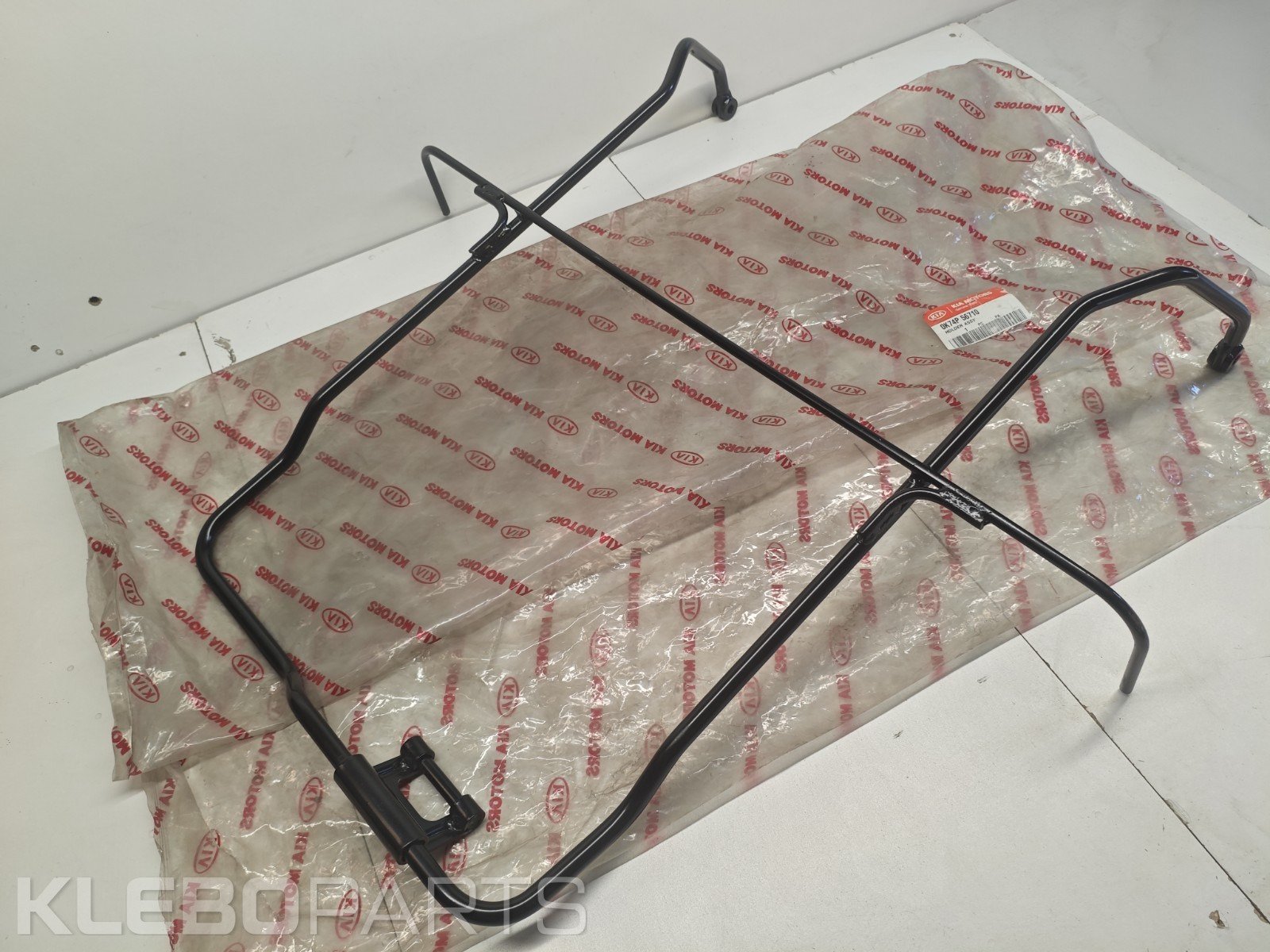Kia Pregio Besta Bongo 2000–2005 atsarginio rato laikiklis 0K74P56710 3 Kia Pregio Besta Bongo 2000–2005 atsarginio rato laikiklis 0K74P56710 - Image 3