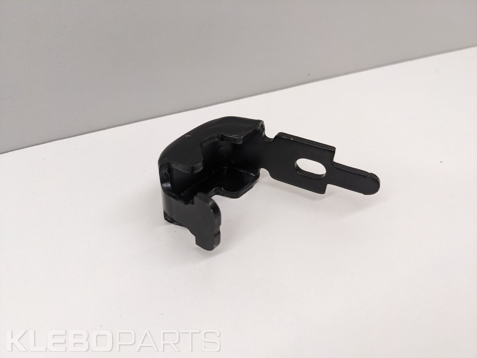VW Audi Seat Skoda centrinis tvirtinimo spaustukas 5Q0886193 3 VW Audi Seat Skoda centrinis tvirtinimo spaustukas 5Q0886193 - Image 3