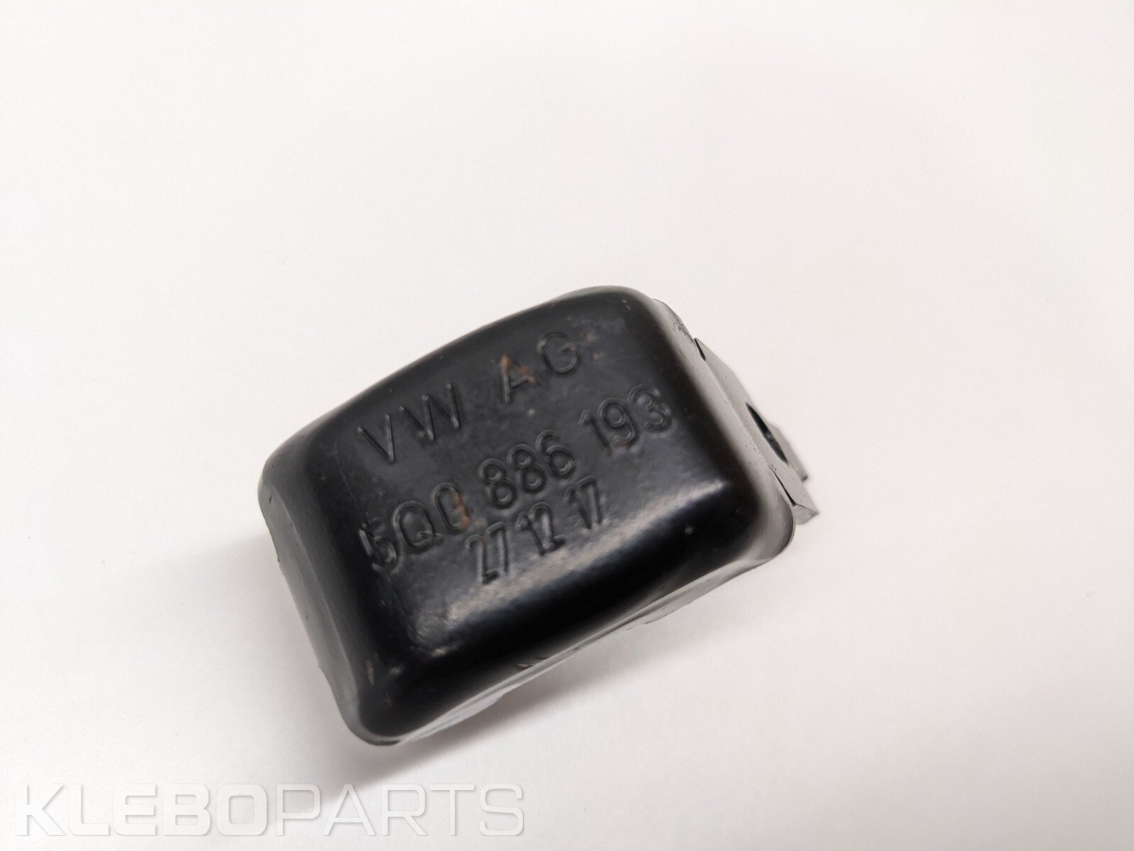 VW Audi Seat Skoda centrinis tvirtinimo spaustukas 5Q0886193 5 VW Audi Seat Skoda centrinis tvirtinimo spaustukas 5Q0886193 - Image 5