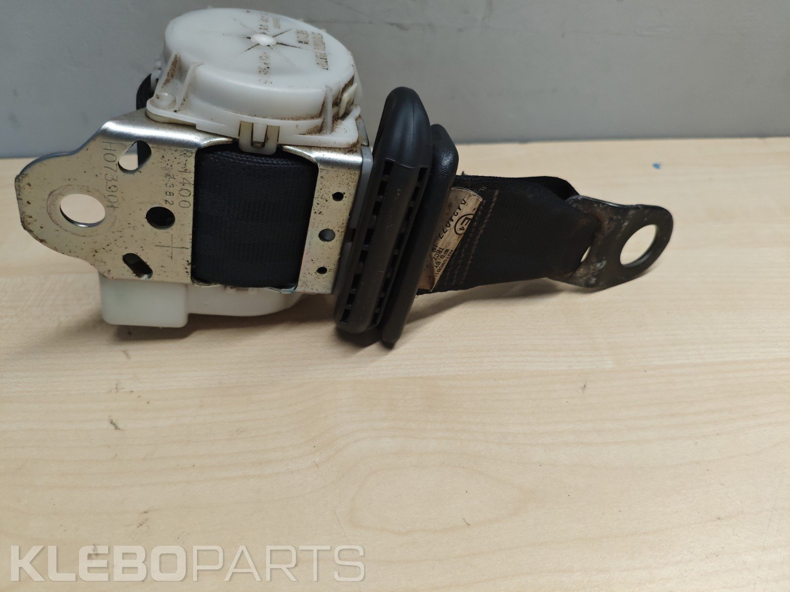 CITROEN C1 PEUGEOT 107 MK1 REAR LEFT SEAT BELT 8974 LH OEM 5 CITROEN C1 PEUGEOT 107 MK1 REAR LEFT SEAT BELT 8974 LH OEM - Image 5