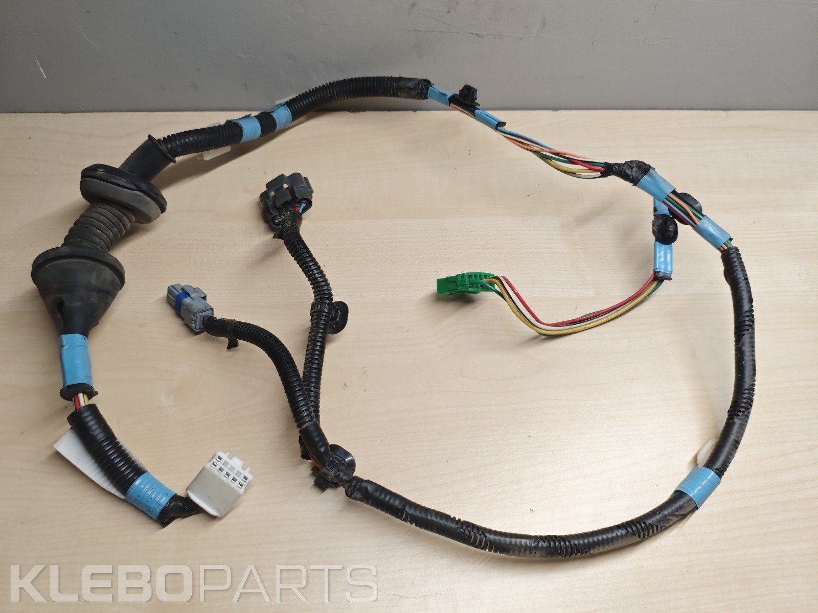Citroen C1 Peugeot 107 Toyota Aygo MK1 Front Left Door Wiring Harness 1 Citroen C1 Peugeot 107 Toyota Aygo MK1 Front Left Door Wiring Harness