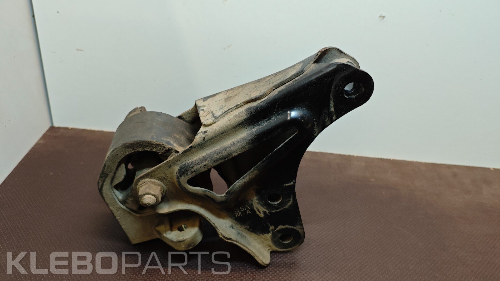 Honda Civic VII 2002–2005 EP2 galinis variklio / pavarų dėžės kronšteinas D16V1 1 Honda Civic VII 2002–2005 EP2 galinis variklio / pavarų dėžės kronšteinas D16V1