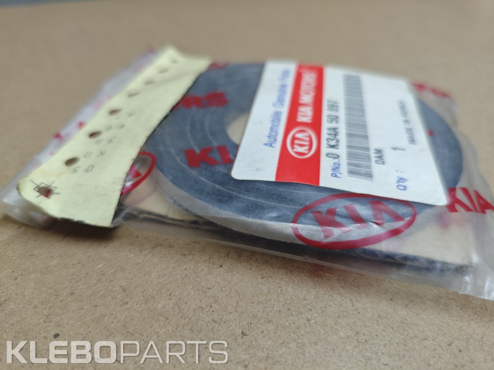 KIA RIo 00-05 NEW Rear Querter Glass DAM Seal 0K34A50897 Genuine 2 KIA RIo 00-05 NEW Rear Querter Glass DAM Seal 0K34A50897 Genuine - Image 2