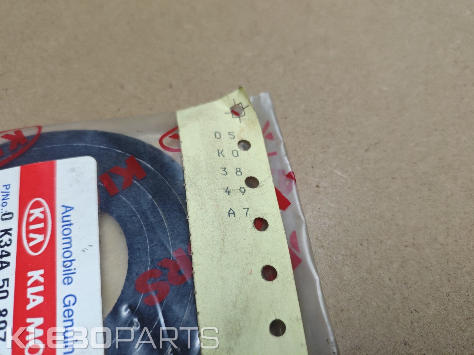KIA RIo 00-05 NEW Rear Querter Glass DAM Seal 0K34A50897 Genuine 4 KIA RIo 00-05 NEW Rear Querter Glass DAM Seal 0K34A50897 Genuine - Image 4