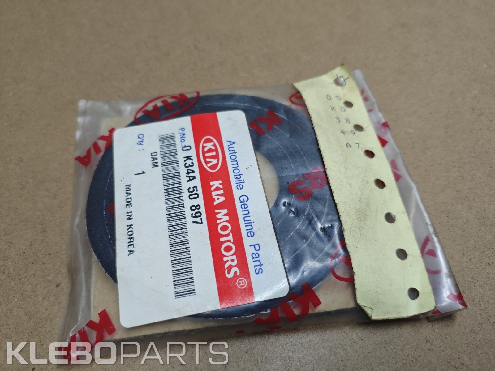 KIA RIo 00-05 NEW Rear Querter Glass DAM Seal 0K34A50897 Genuine 5 KIA RIo 00-05 NEW Rear Querter Glass DAM Seal 0K34A50897 Genuine - Image 5
