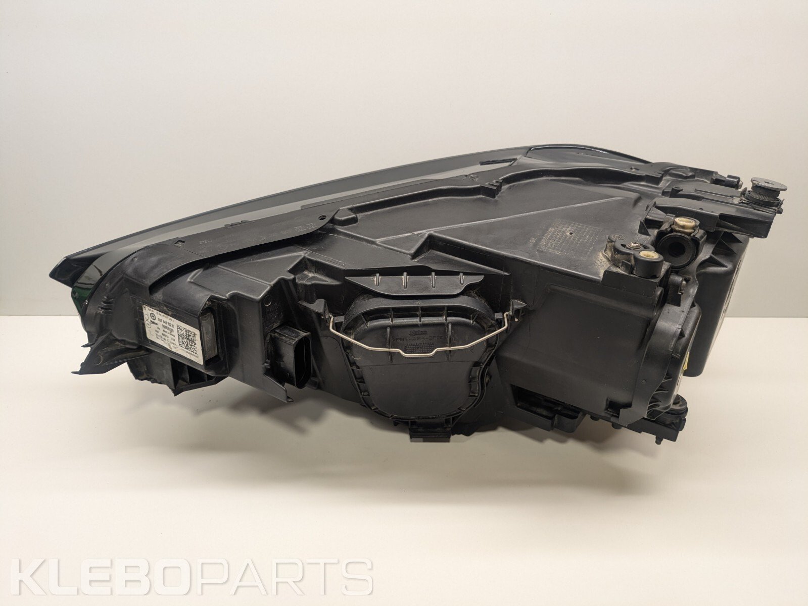VW Golf Sportsvan 2014–2020 priekinis dešinys ksenoninis žibintas 517941752B 8 VW Golf Sportsvan 2014–2020 priekinis dešinys ksenoninis žibintas 517941752B - Image 8