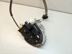 Audi A6 C7 2015 priekinė vairuotojo durų spyna 8J2837016E