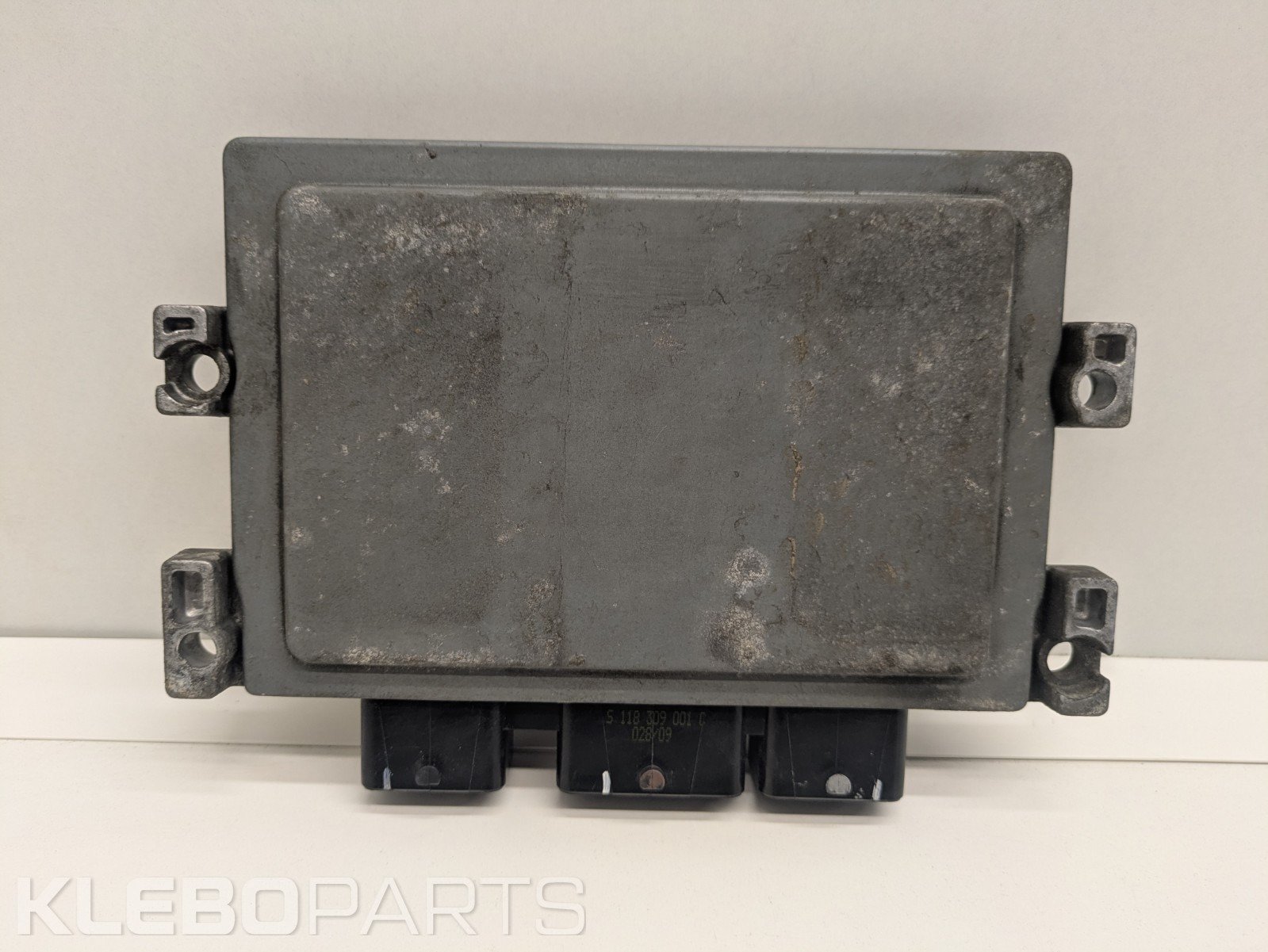 Ford Fiesta 2008–2012 1.2 benz. variklio ECU 8V21-12A650-SF 6 Ford Fiesta 2008–2012 1.2 benz. variklio ECU 8V21-12A650-SF - Image 6
