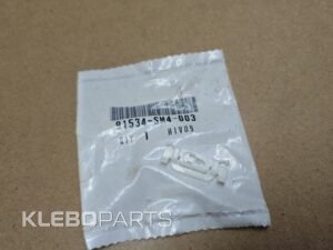 Honda Accord Legend priekinio stiklo viršutinio moldingų klipsas 91534-SM4-003