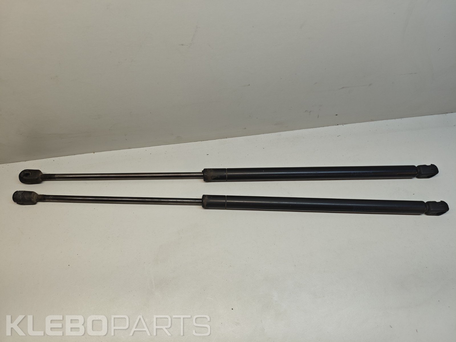 Honda Civic VII 2002–2005 EP3 bagažinės dujiniai amortizatoriai (pora) 3 Honda Civic VII 2002–2005 EP3 bagažinės dujiniai amortizatoriai (pora) - Image 3