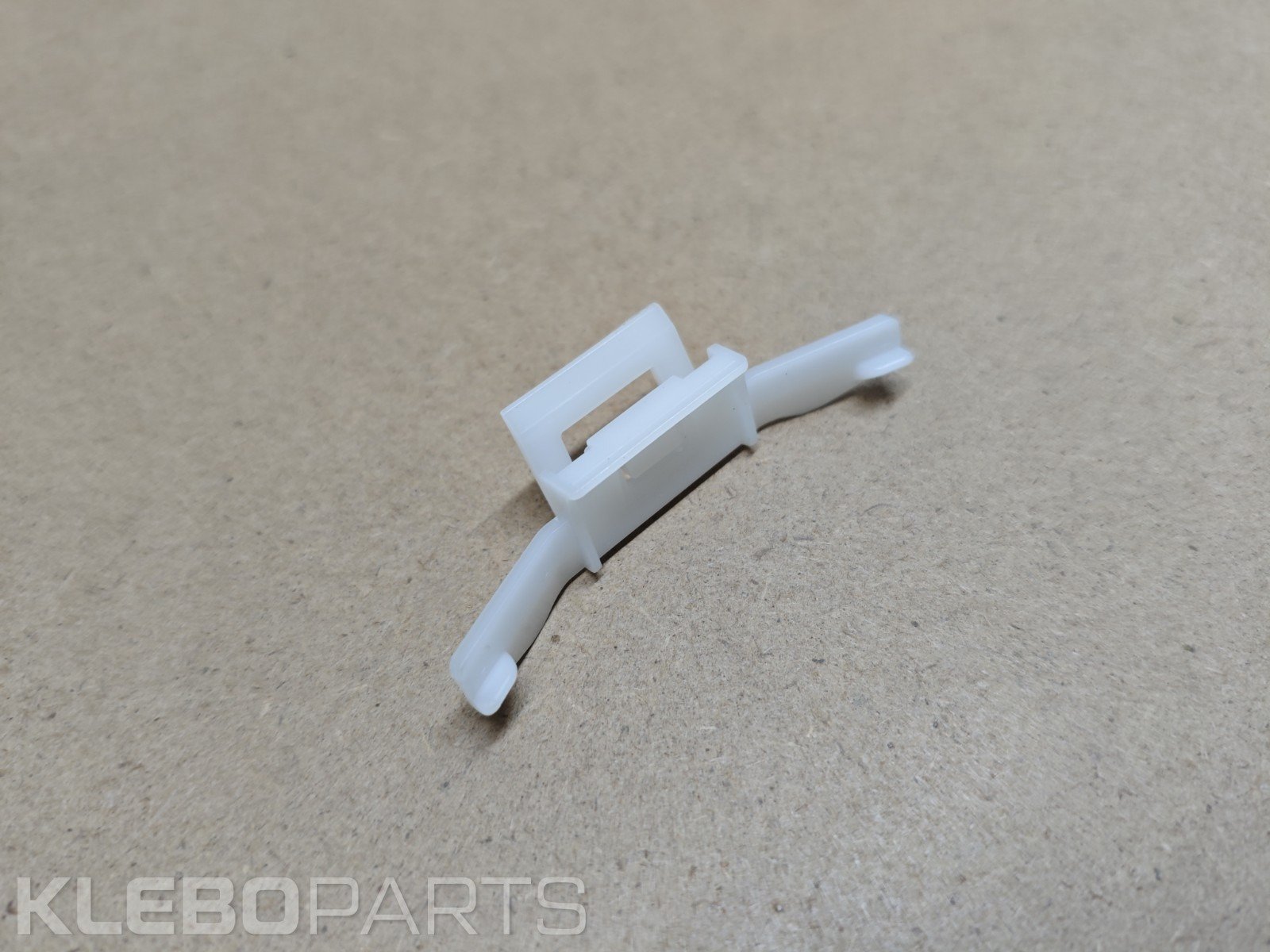 Honda Stream 2001–2005 priekinio stiklo šoninės apdailos klipsas 91533-S2X-003 3 Honda Stream 2001–2005 priekinio stiklo šoninės apdailos klipsas 91533-S2X-003 - Image 3