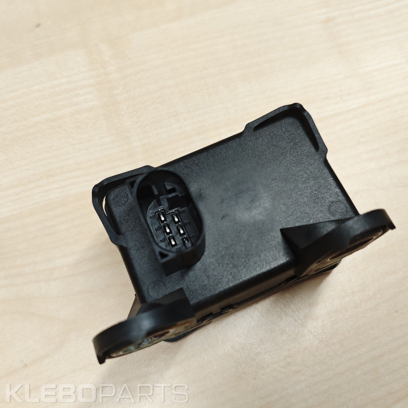05-09 Mercedes Benz W203 W209 Yaw Turn Rate Speed Sensor A 0035429818 6 05-09 Mercedes Benz W203 W209 Yaw Turn Rate Speed Sensor A 0035429818 - Image 6