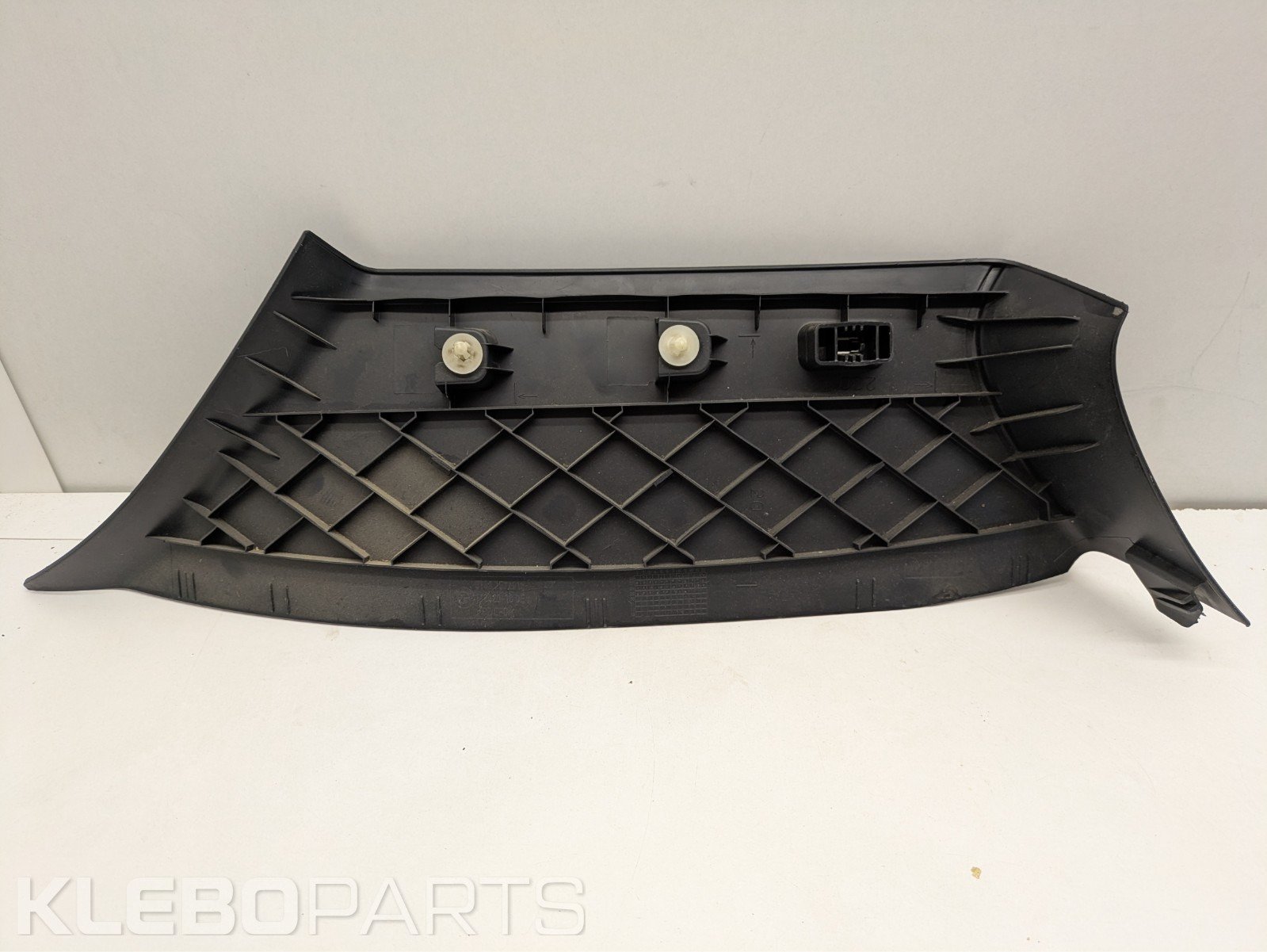 BMW 1 serija E81 C statramsčio dešinė apdaila 7072018 / 51437072018 7 BMW 1 serija E81 C statramsčio dešinė apdaila 7072018 / 51437072018 - Image 7