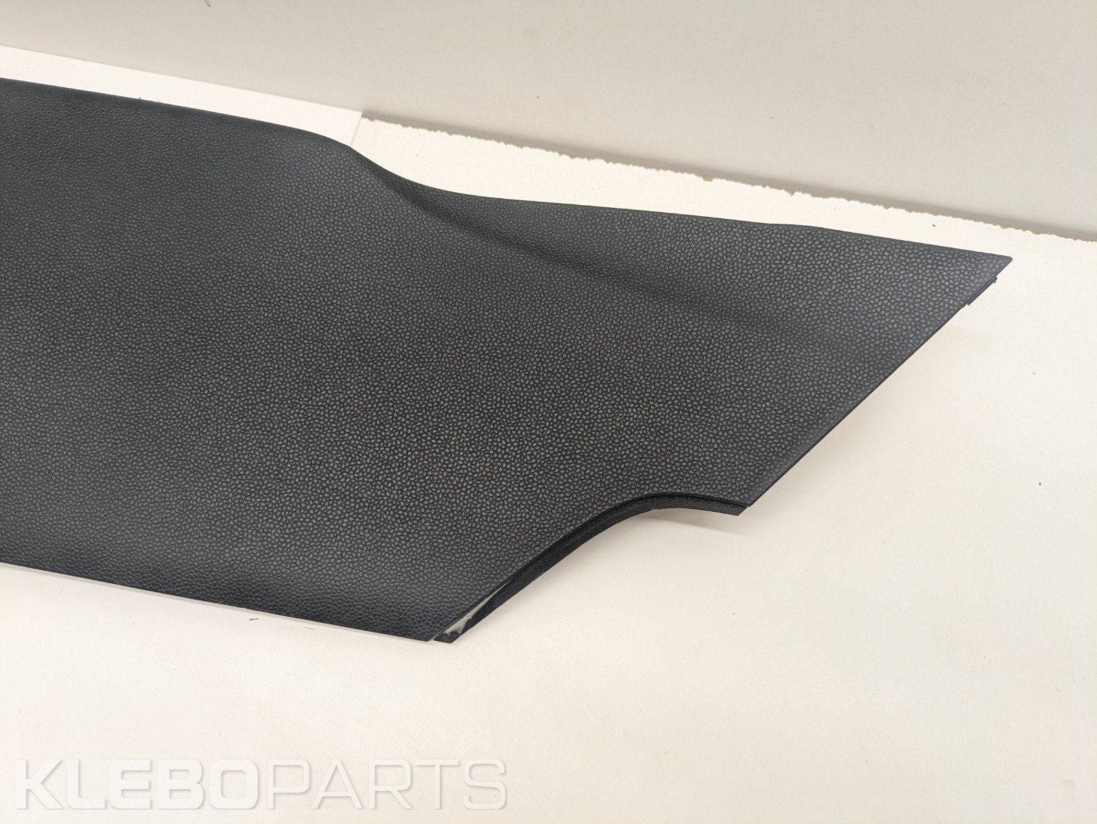 Ford Fiesta 2008–2012 centrinės konsolės dešinė apdaila 8A61A046B26A 3 Ford Fiesta 2008–2012 centrinės konsolės dešinė apdaila 8A61A046B26A - Image 3