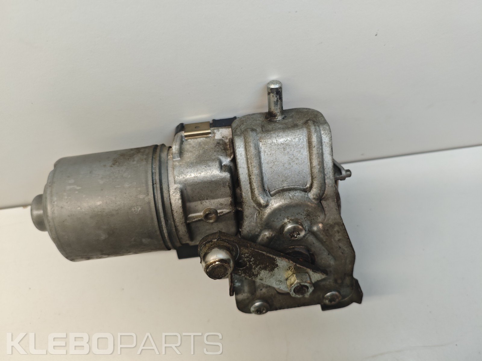 Volkswagen Golf V MK5 GTI priekinio valytuvo variklis be traukės 1K1955119B 6 Volkswagen Golf V MK5 GTI priekinio valytuvo variklis be traukės 1K1955119B - Image 6
