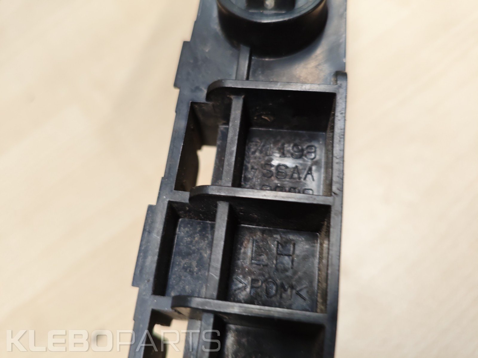 02-05 Honda Civic Si Front Bumper Left Mounting Bracket 71198S6A000 OEM 6 02-05 Honda Civic Si Front Bumper Left Mounting Bracket 71198S6A000 OEM - Image 6