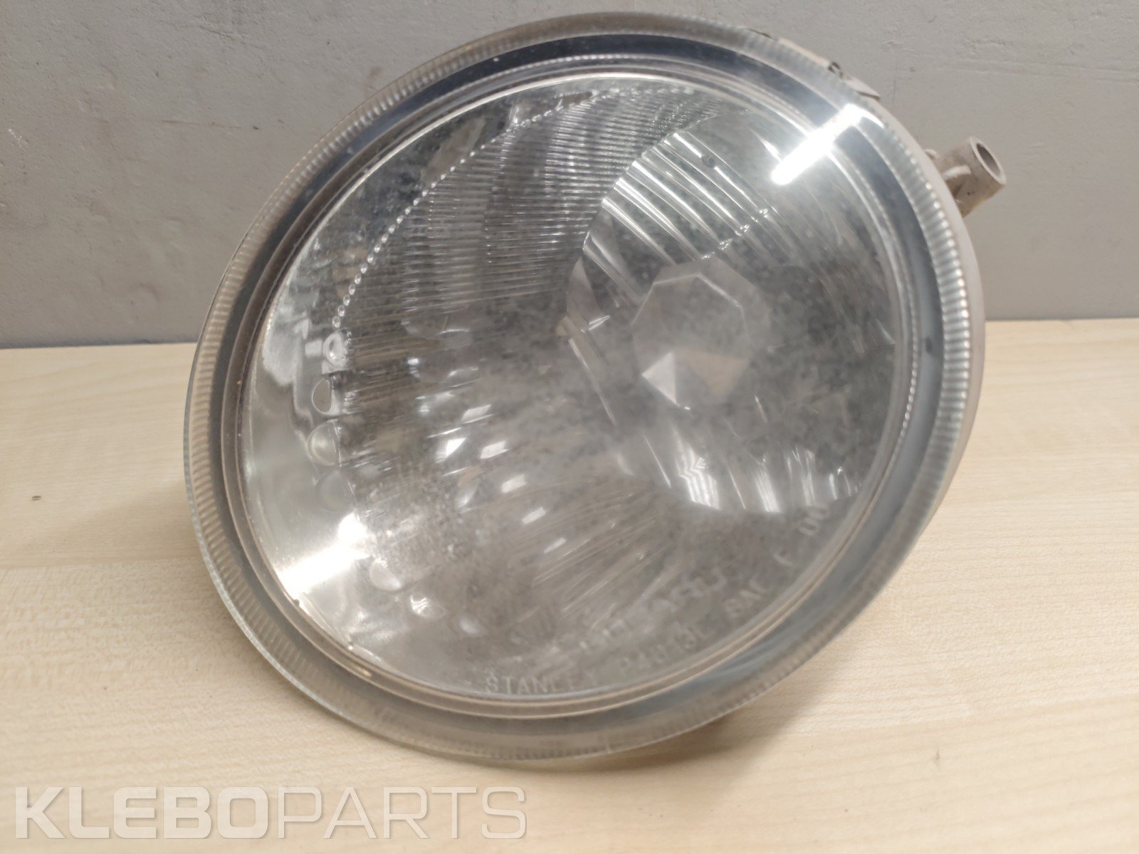 2005 2009 Subaru Legacy Outback Left Fog Light Lamp 84912AG320 OEM 2 2005 2009 Subaru Legacy Outback Left Fog Light Lamp 84912AG320 OEM - Image 2
