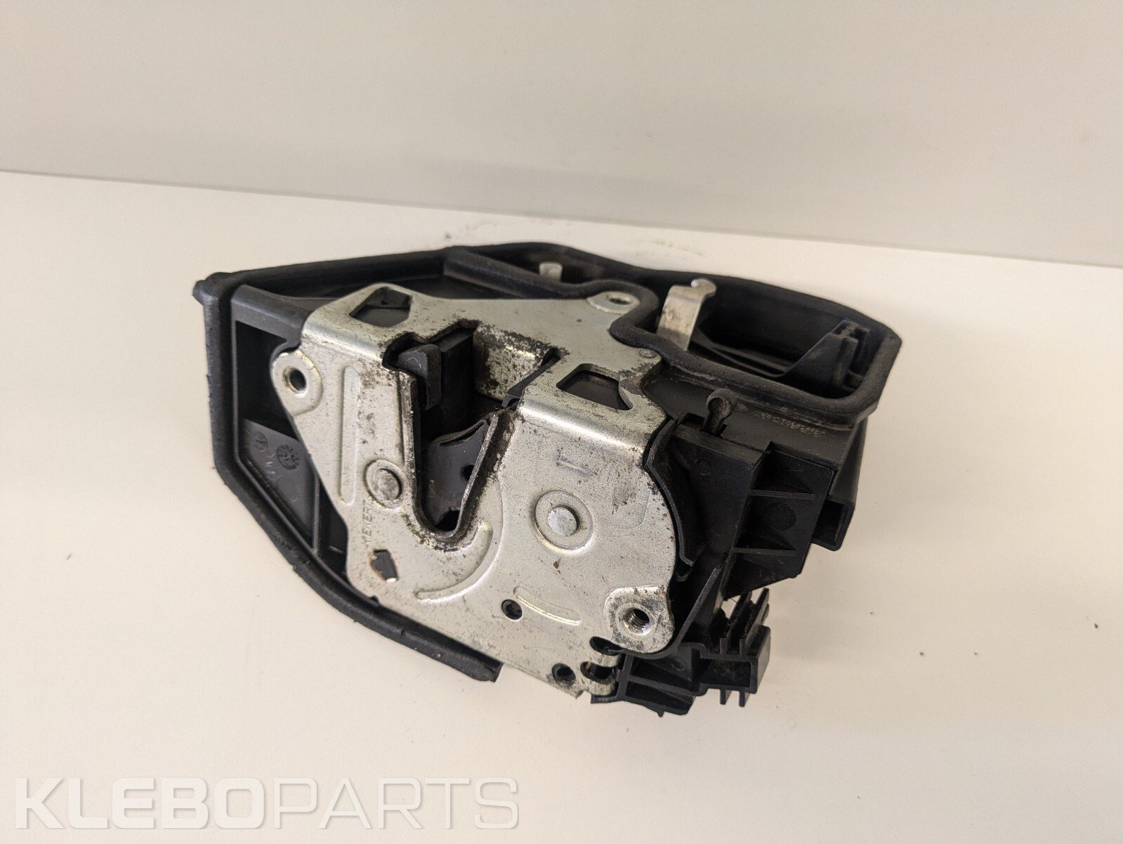 BMW 1 3 5 6 serija E87 E60 E60N E61 E63 galinė kairė durelių spyna 7167075 7 BMW 1 3 5 6 serija E87 E60 E60N E61 E63 galinė kairė durelių spyna 7167075 - Image 7