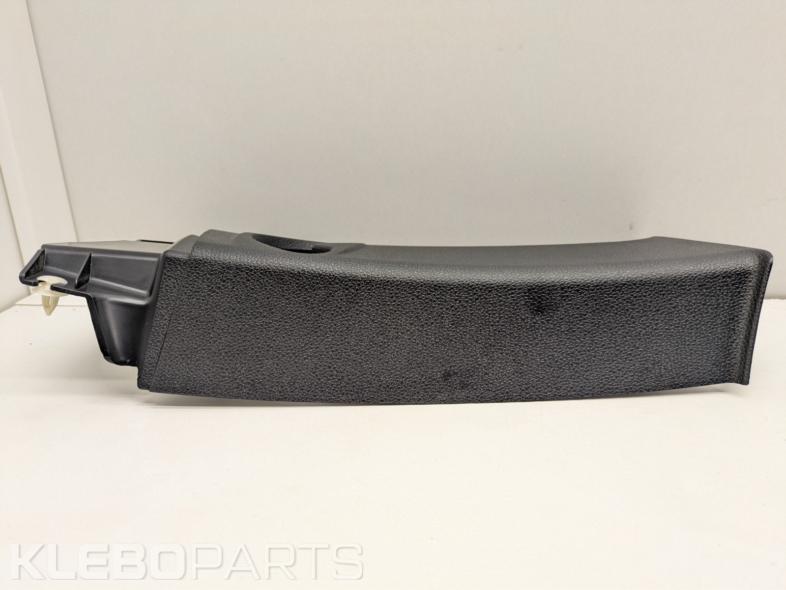 BMW 1 serija E81 B statramsčio dešinė juoda apdaila 7058334 / 8036140 7 BMW 1 serija E81 B statramsčio dešinė juoda apdaila 7058334 / 8036140 - Image 7