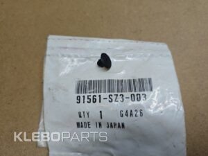 Honda durelių sandariklio laikiklio klipsas 91561-SZ3-003