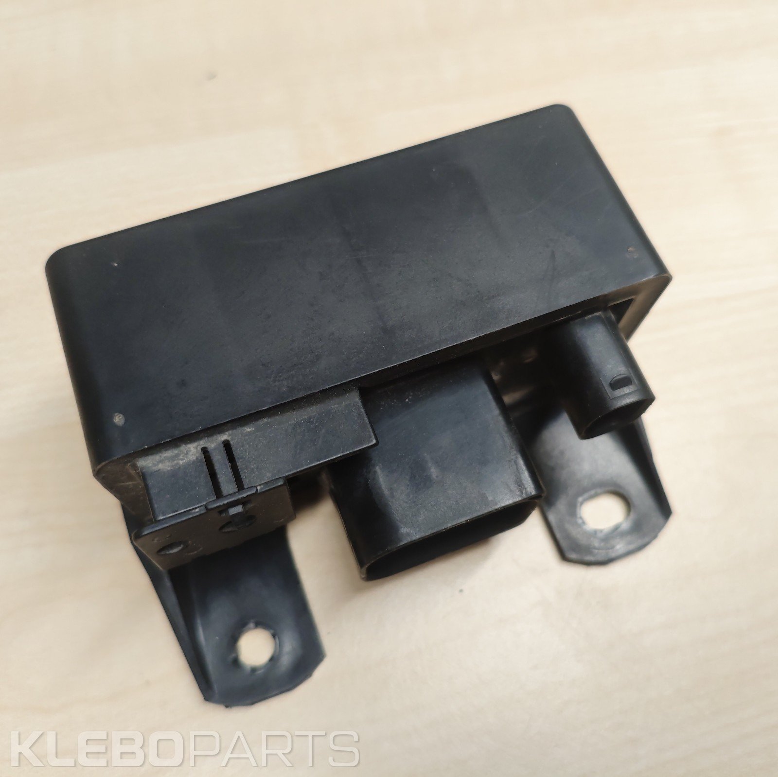 Mercedes Benz 2.2 CDI Glow Plug Control Relay A0005453516 A0255452832 2 Mercedes Benz 2.2 CDI Glow Plug Control Relay A0005453516 A0255452832 - Image 2