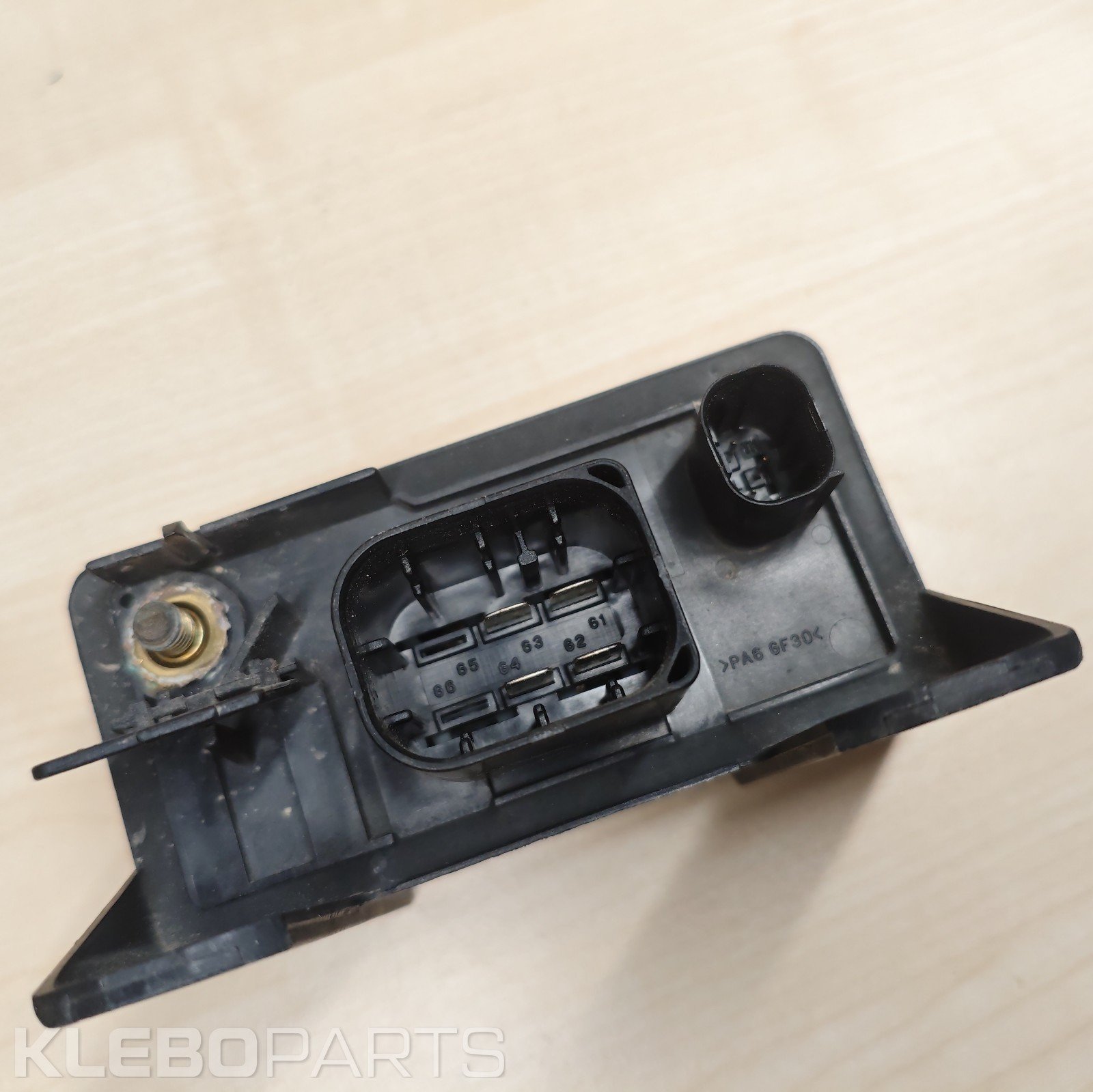 Mercedes Benz 2.2 CDI Glow Plug Control Relay A0005453516 A0255452832 3 Mercedes Benz 2.2 CDI Glow Plug Control Relay A0005453516 A0255452832 - Image 3